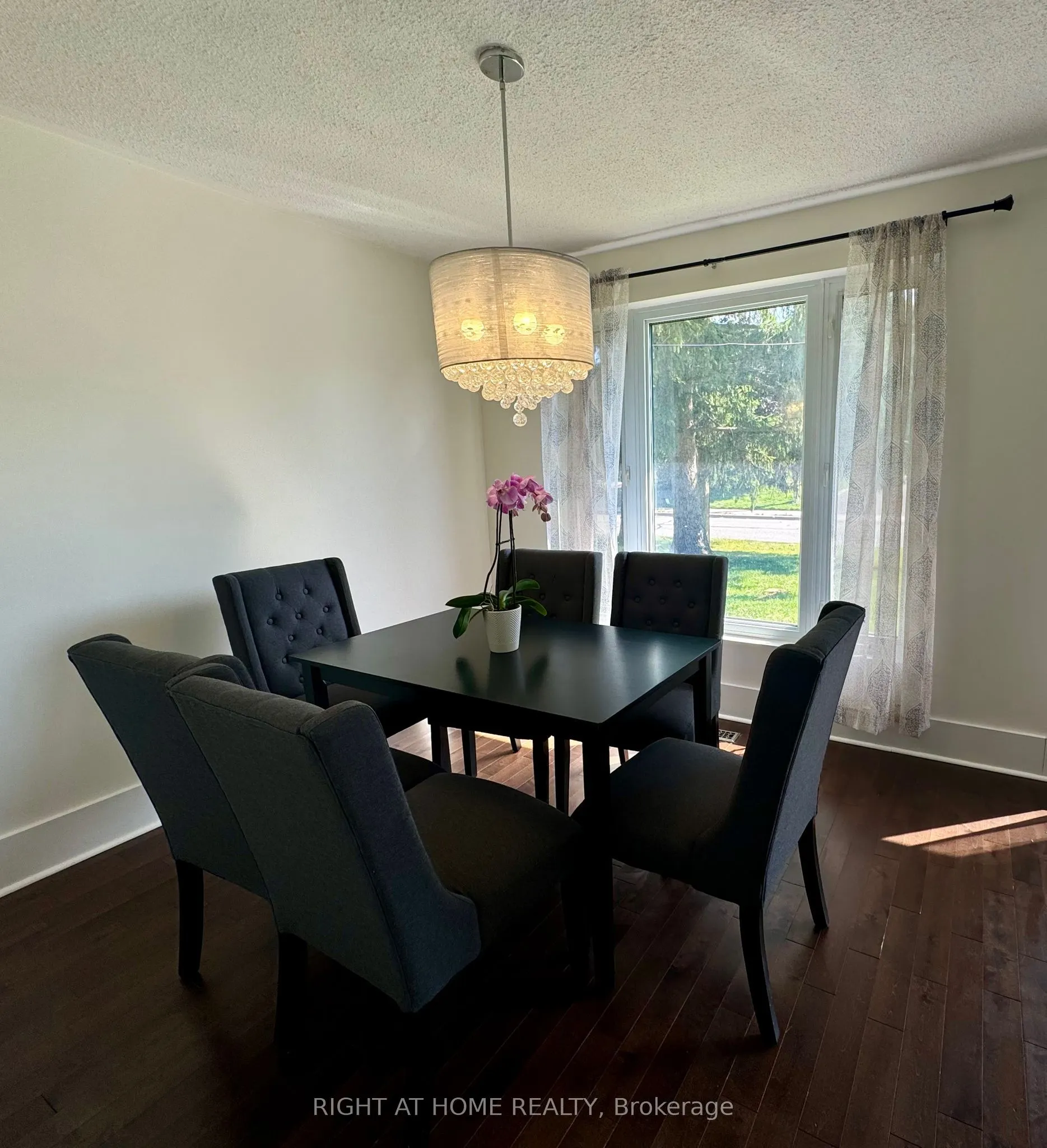 773 Elgin Street
