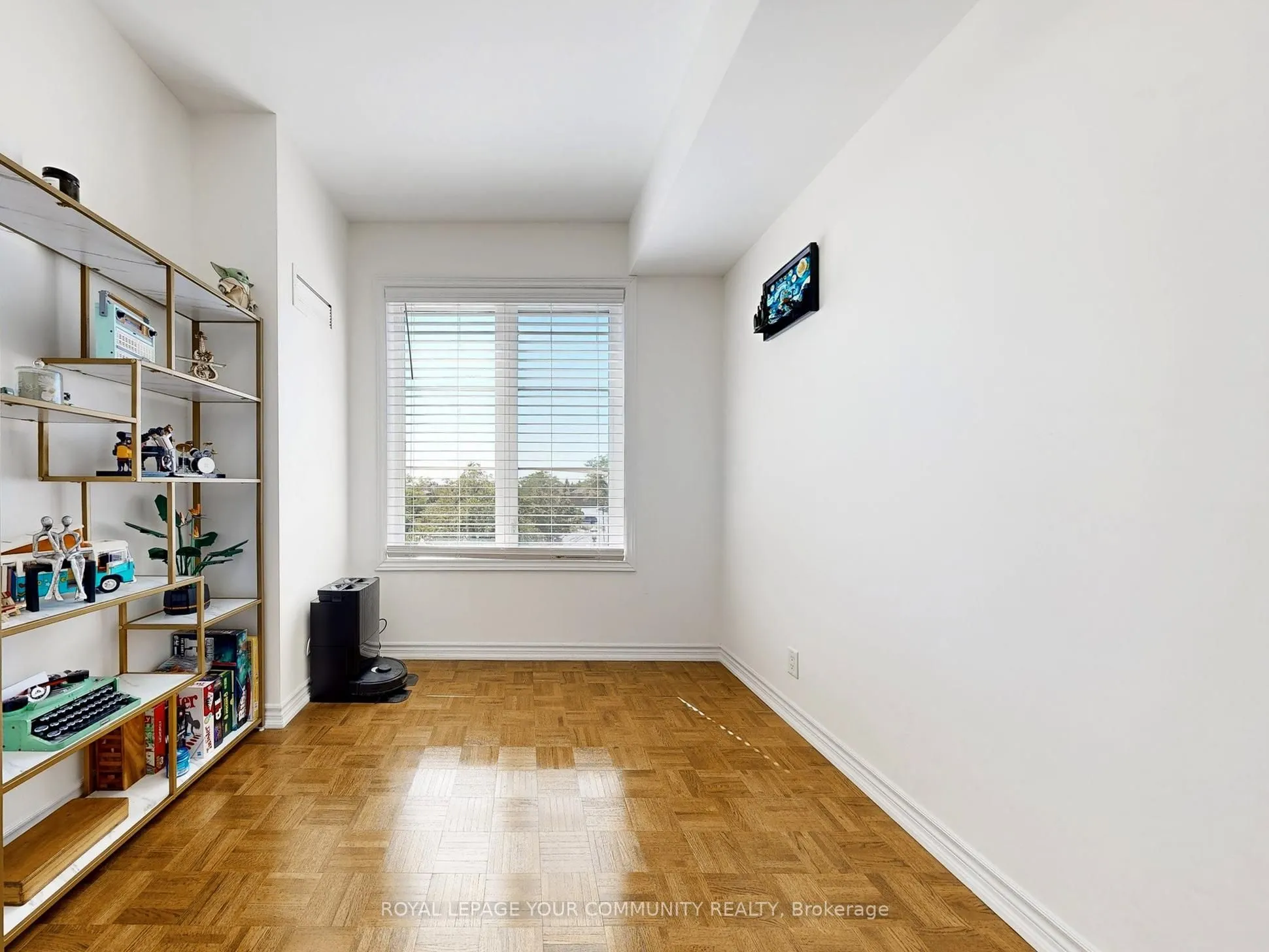 9519 Keele Street, #220