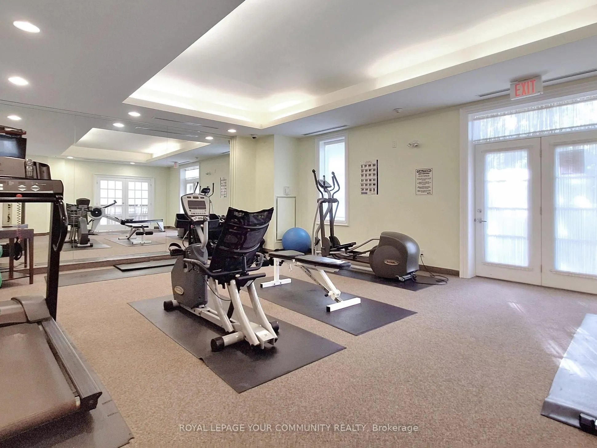9519 Keele Street, #220