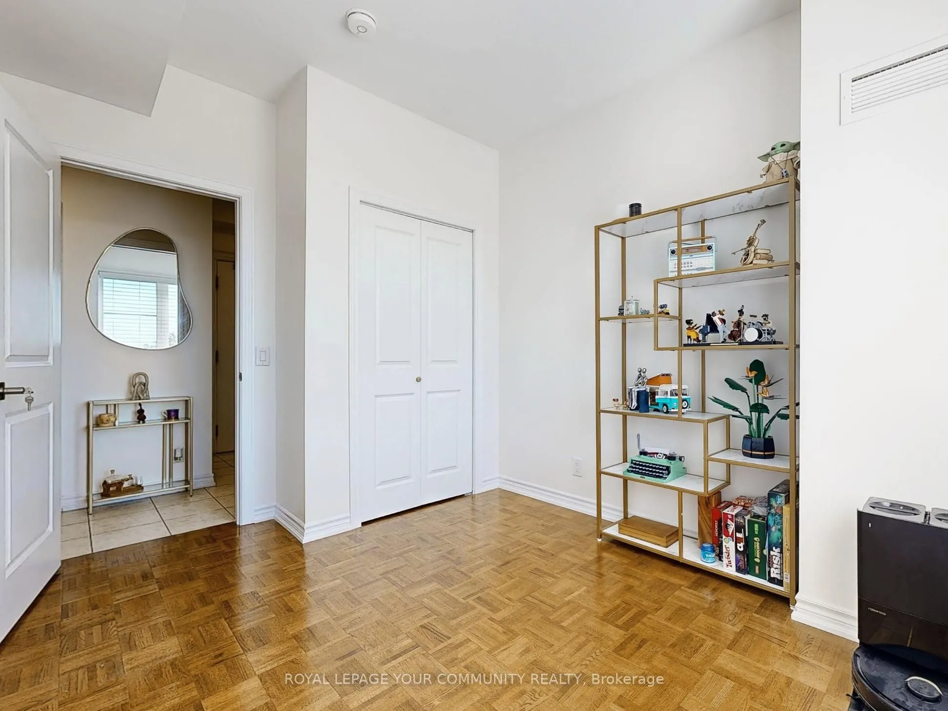 9519 Keele Street, #220