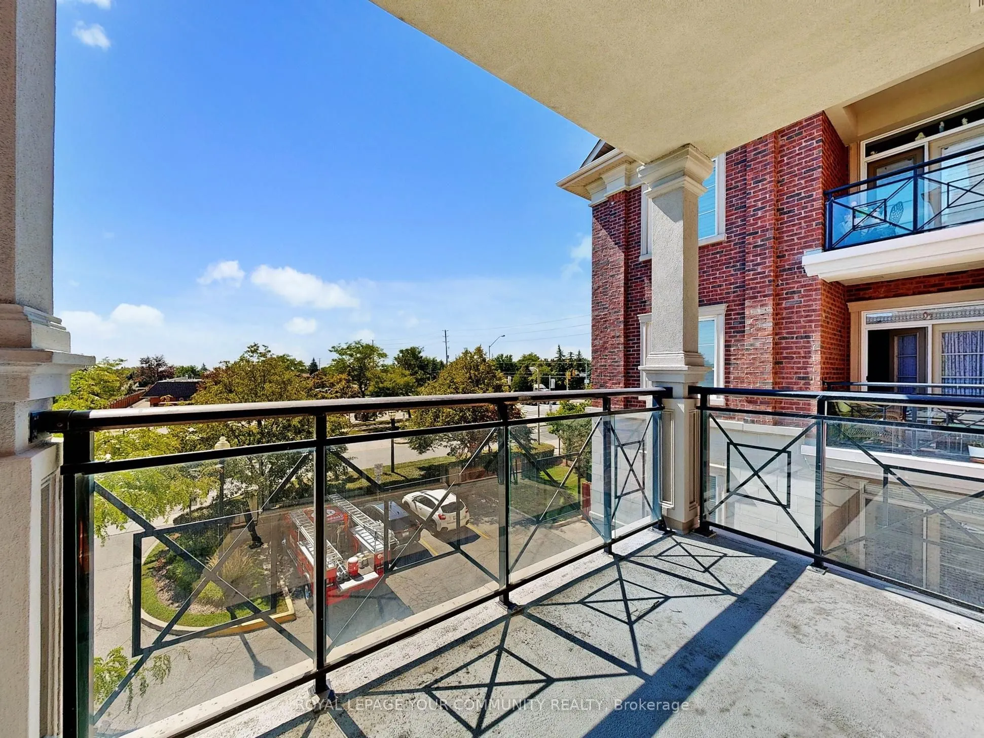 9519 Keele Street, #220