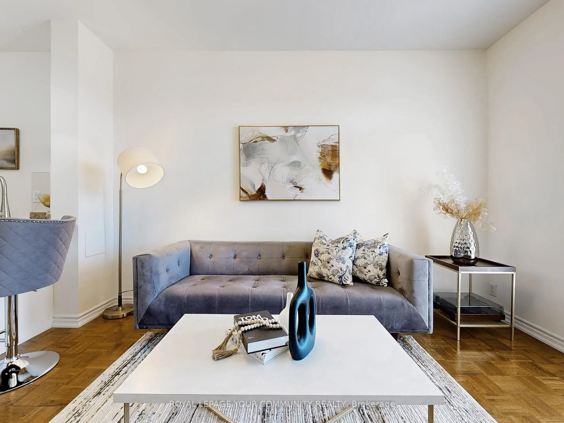 9519 Keele Street, #220