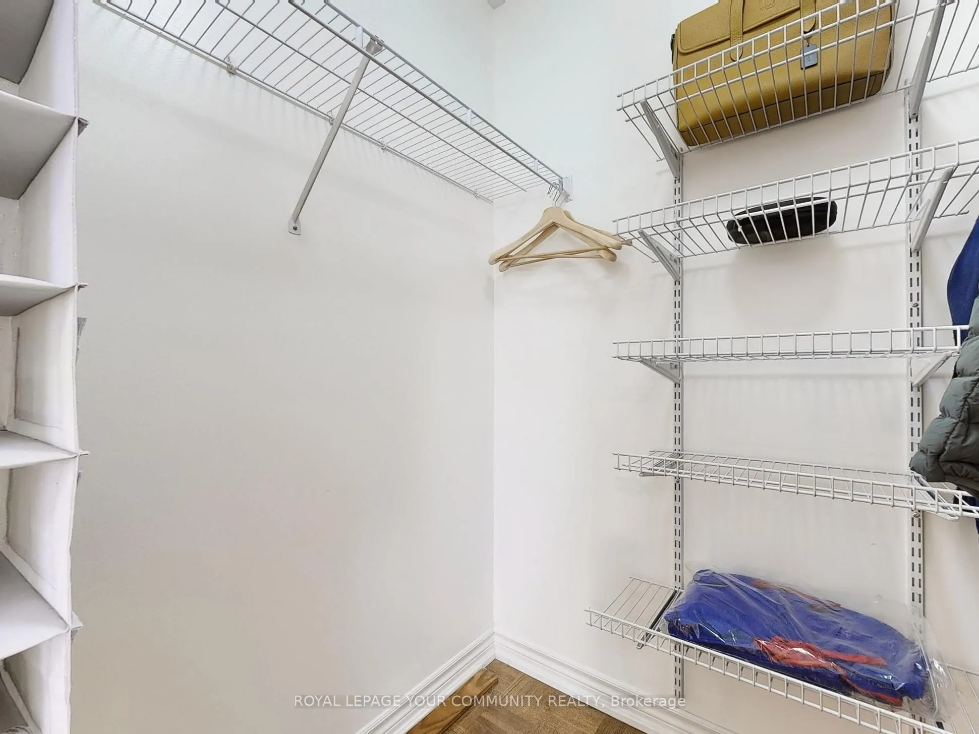 9519 Keele Street, #220