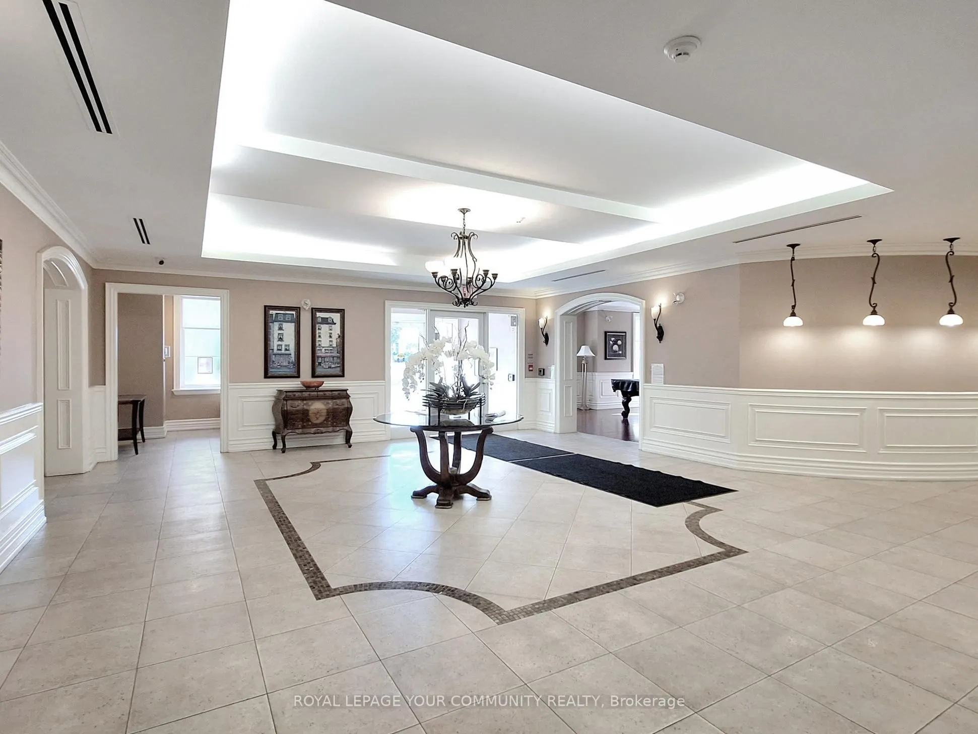 9519 Keele Street, #220