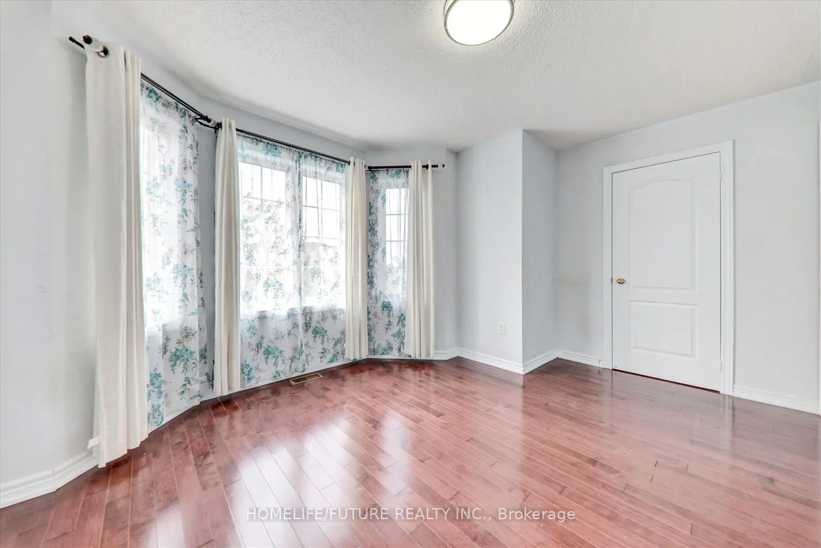 47 Albert Roffey Crescent