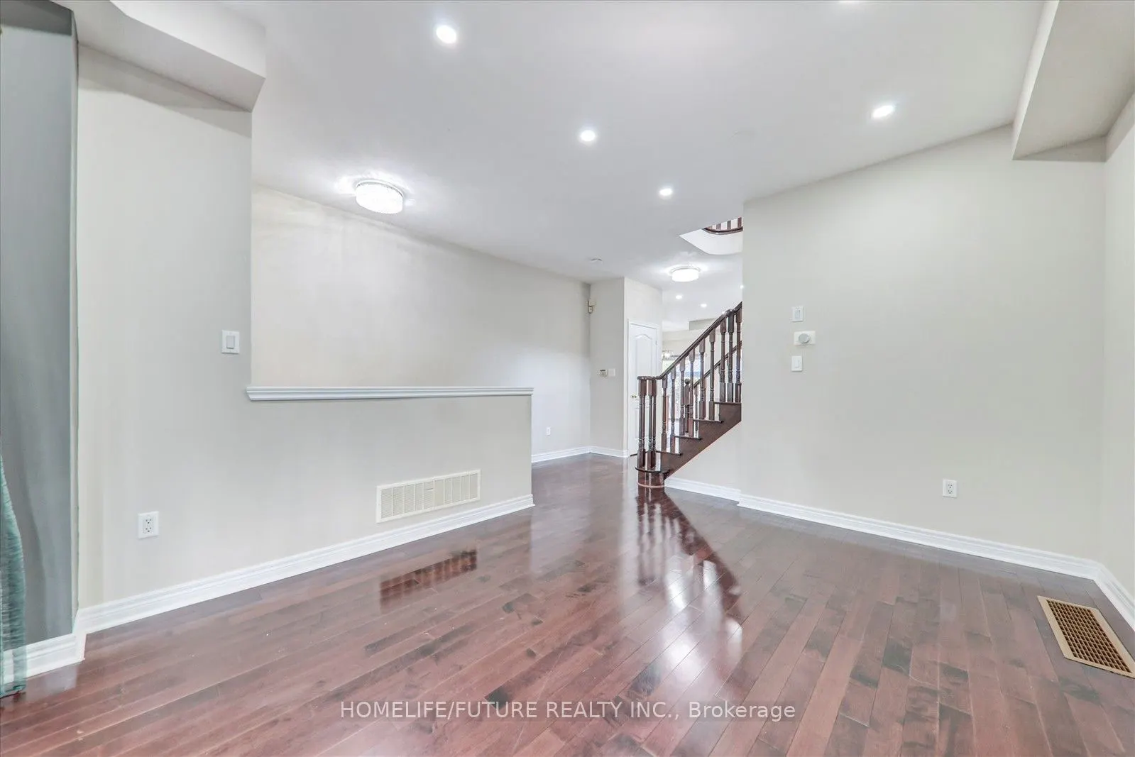 47 Albert Roffey Crescent