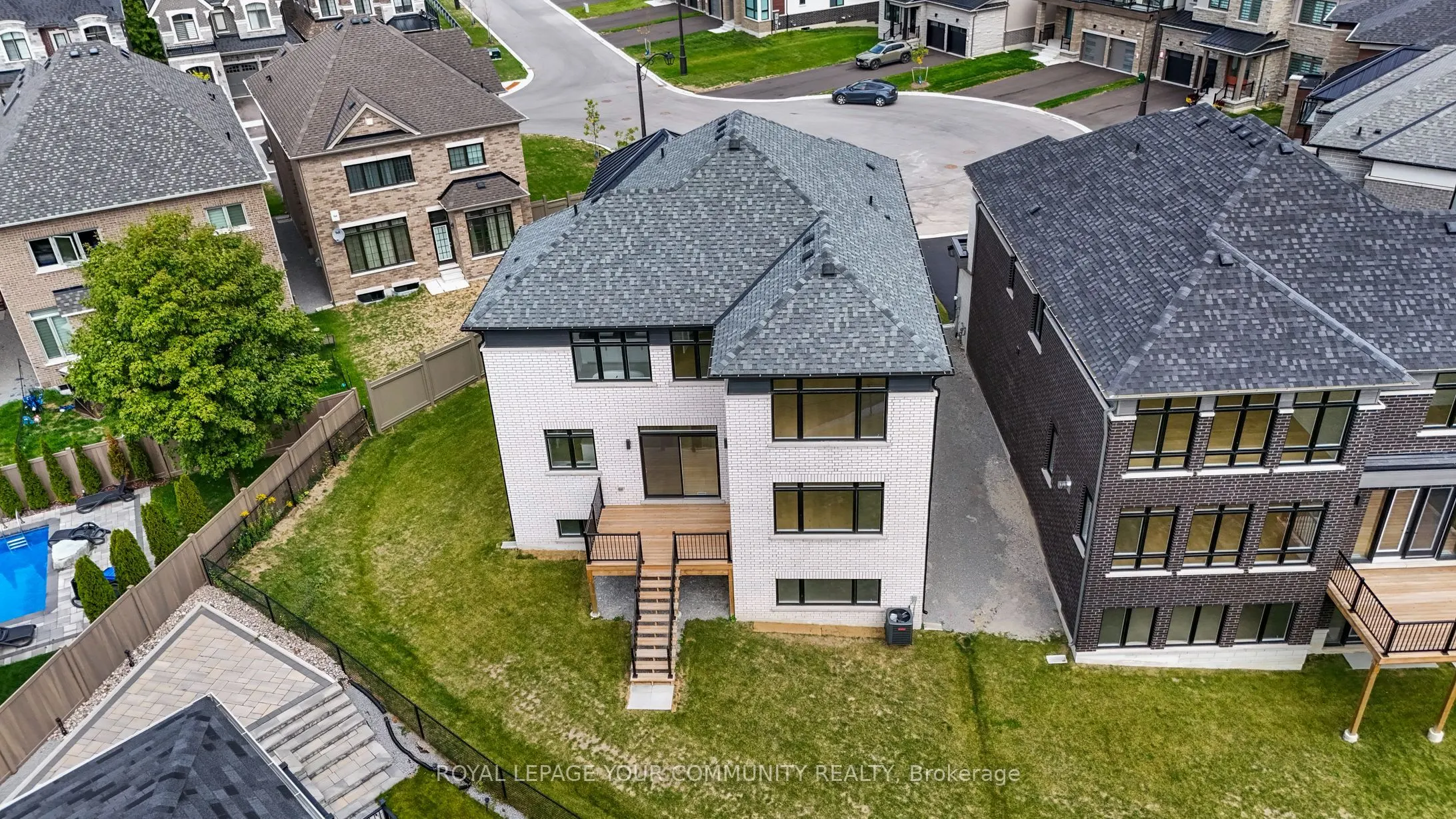2 Bunn Court