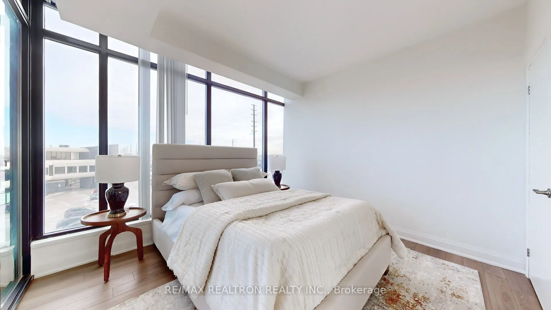 2900 Highway No. 7, #305