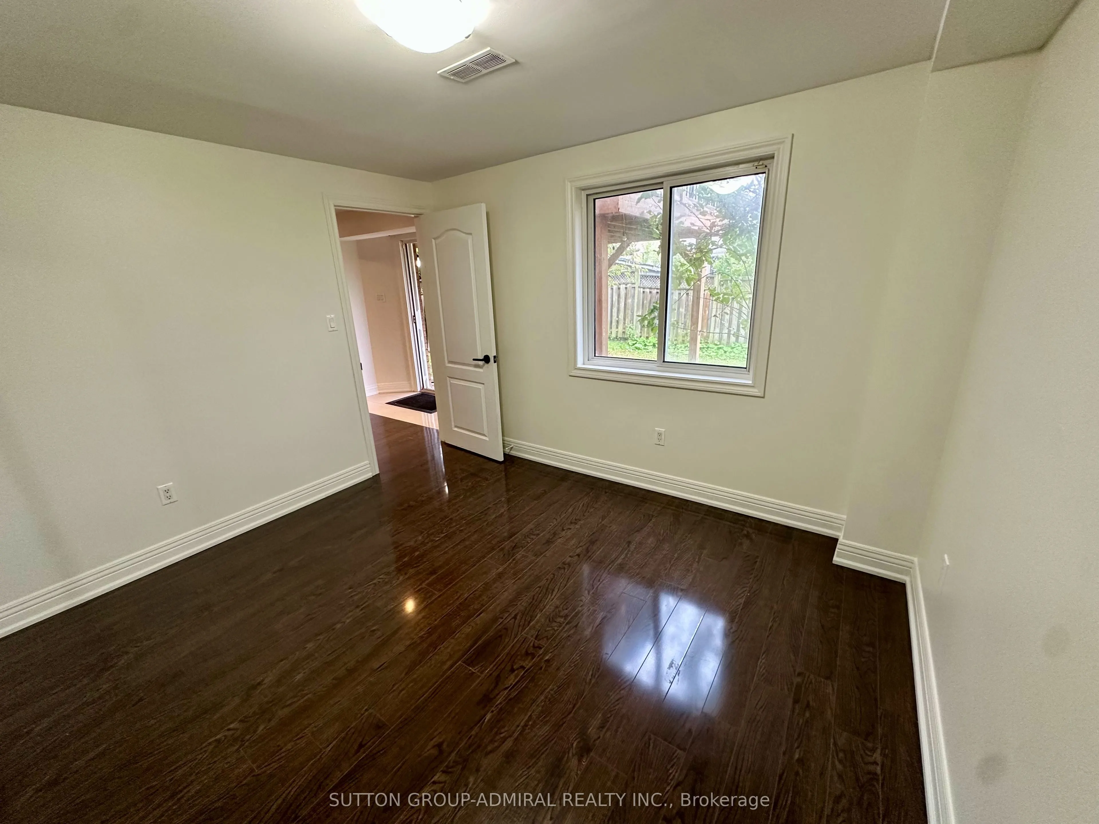 183 Ravineview Drive, #Basement