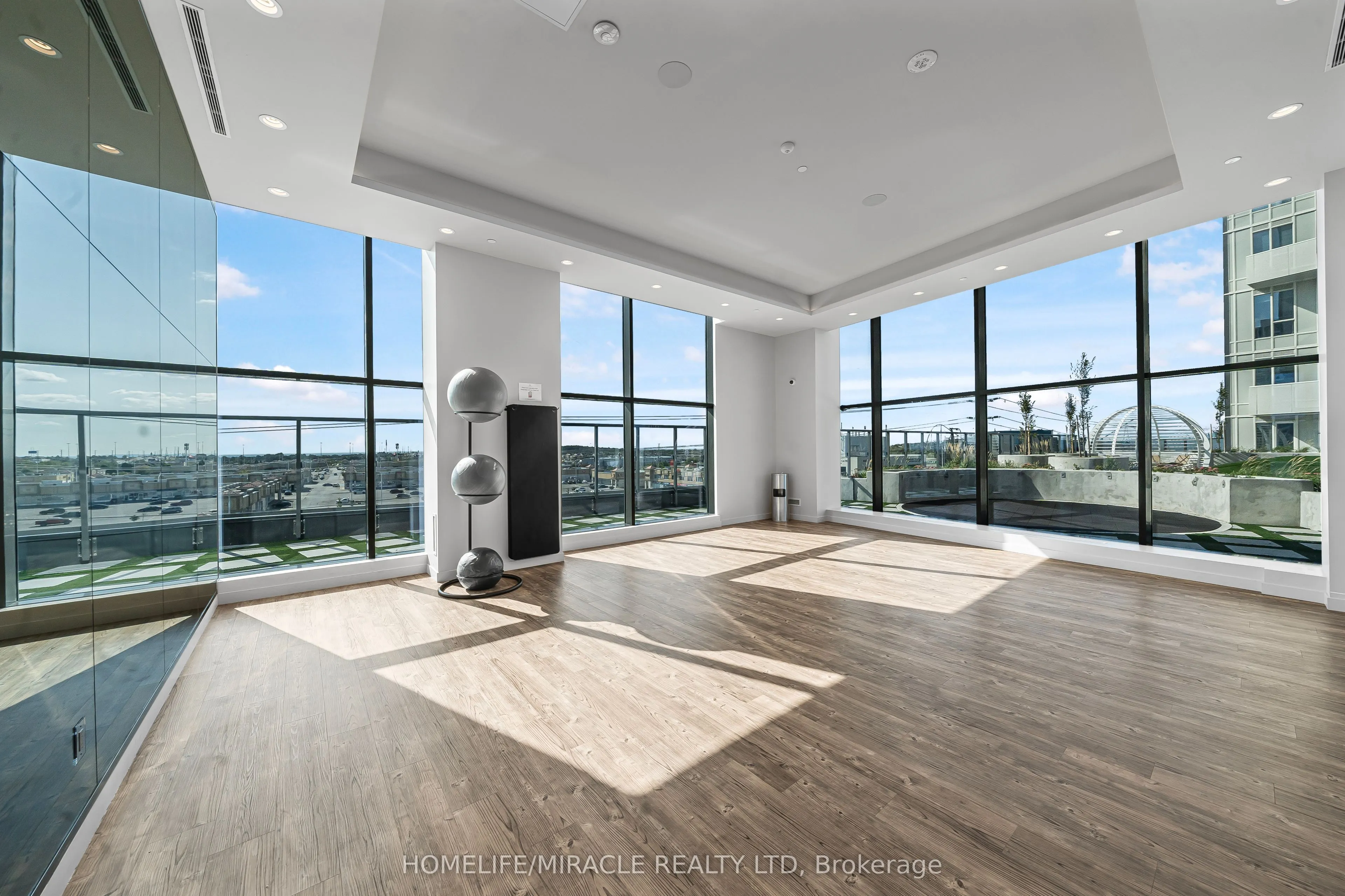 498 Caldari Road, #3