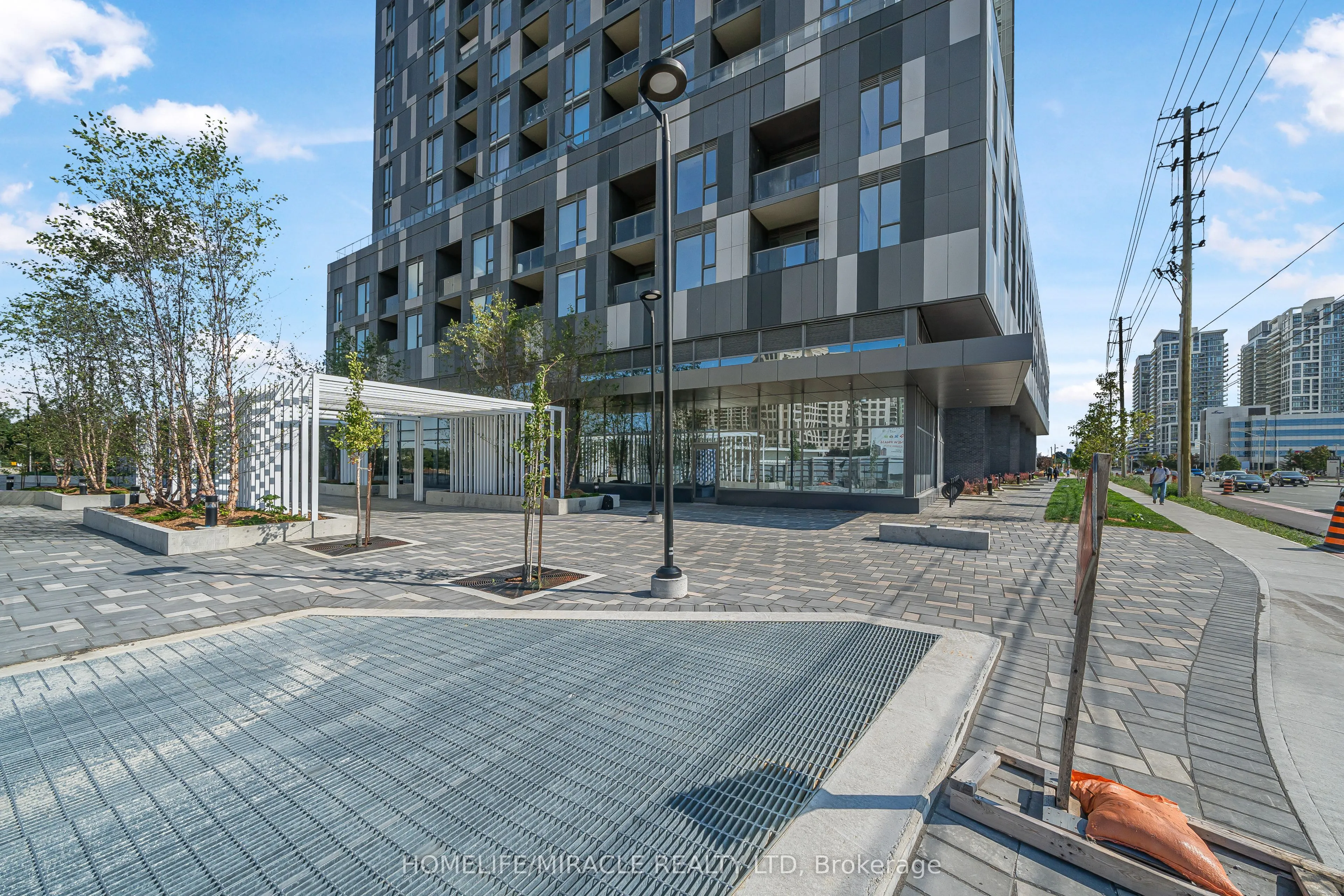 498 Caldari Road, #3
