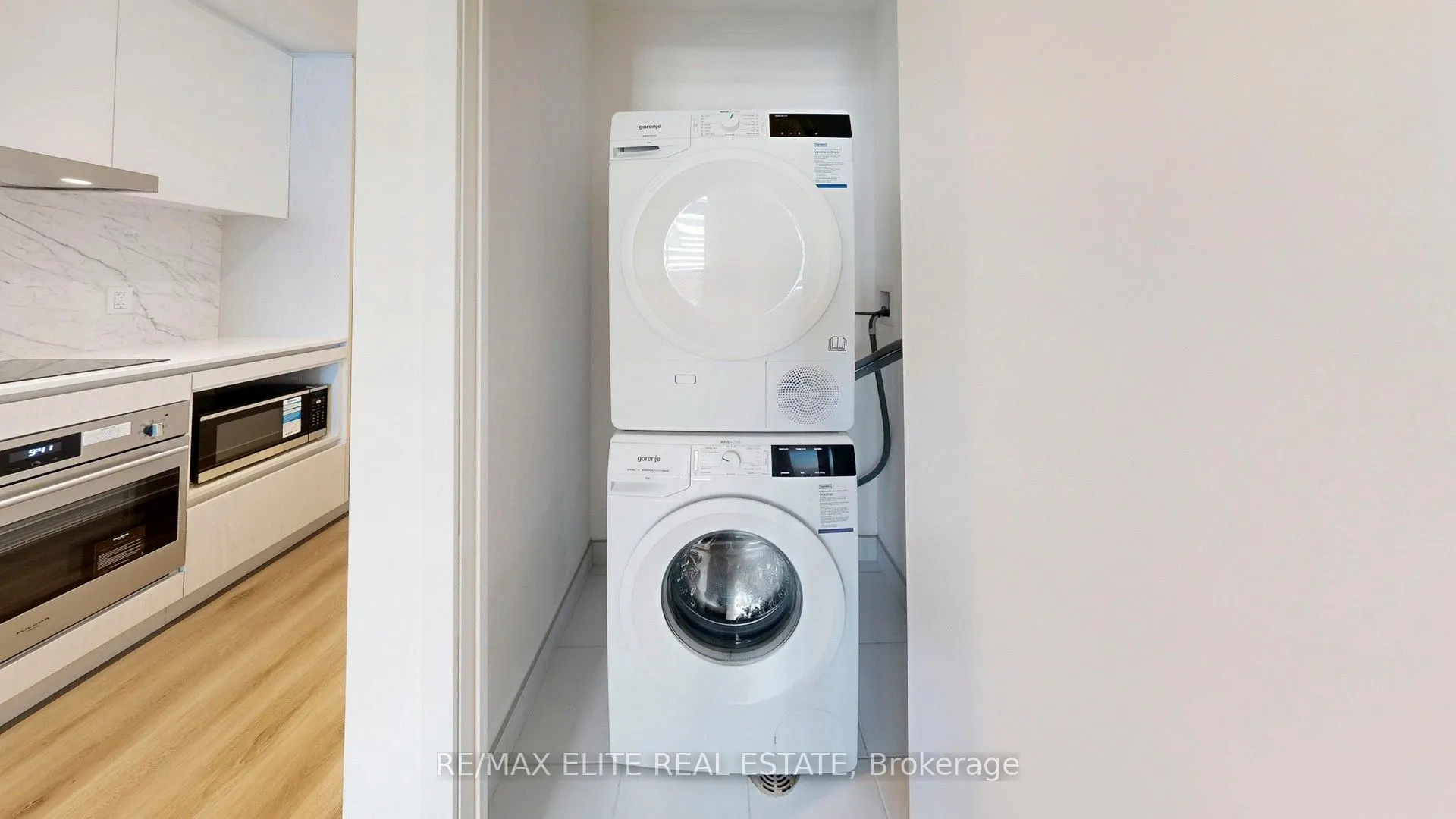 28 Interchange Way, #520