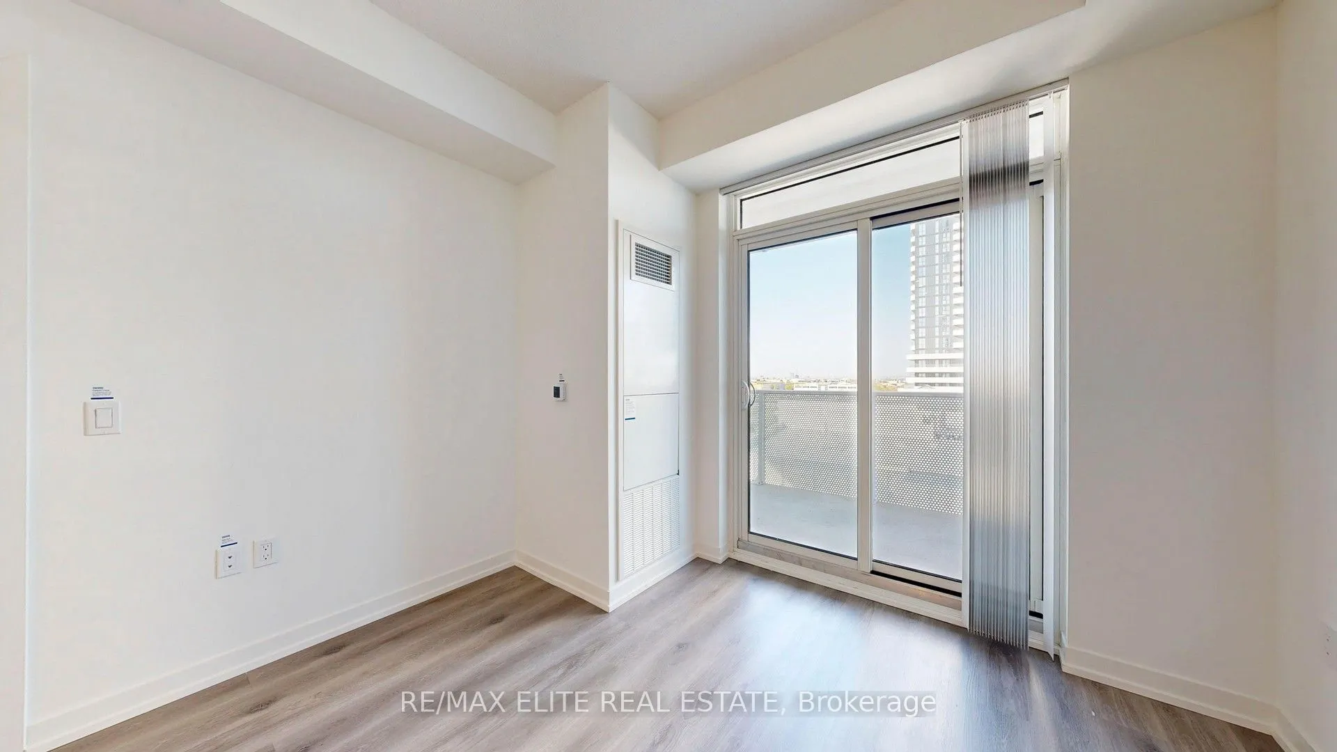 28 Interchange Way, #520