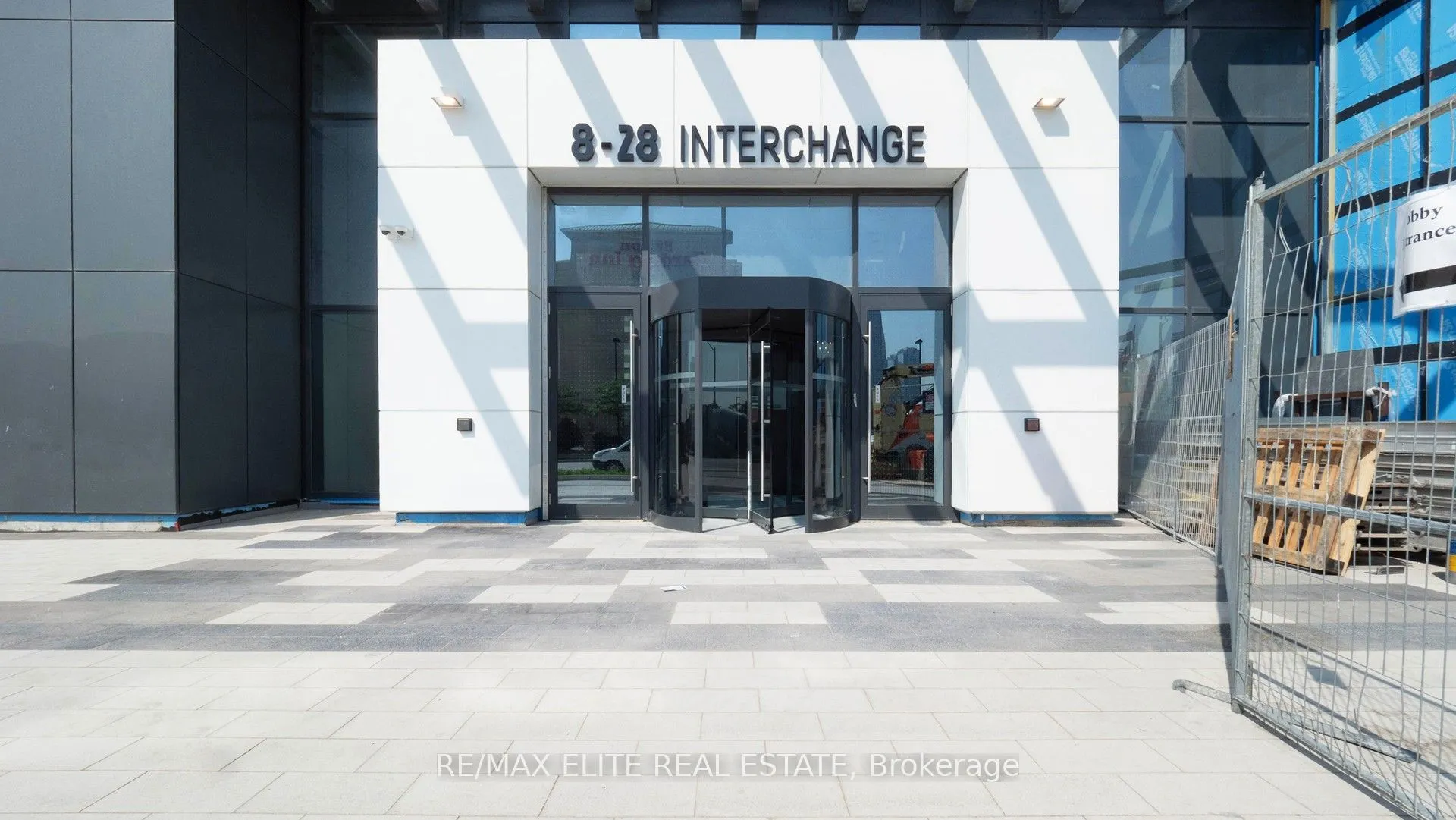 28 Interchange Way, #520
