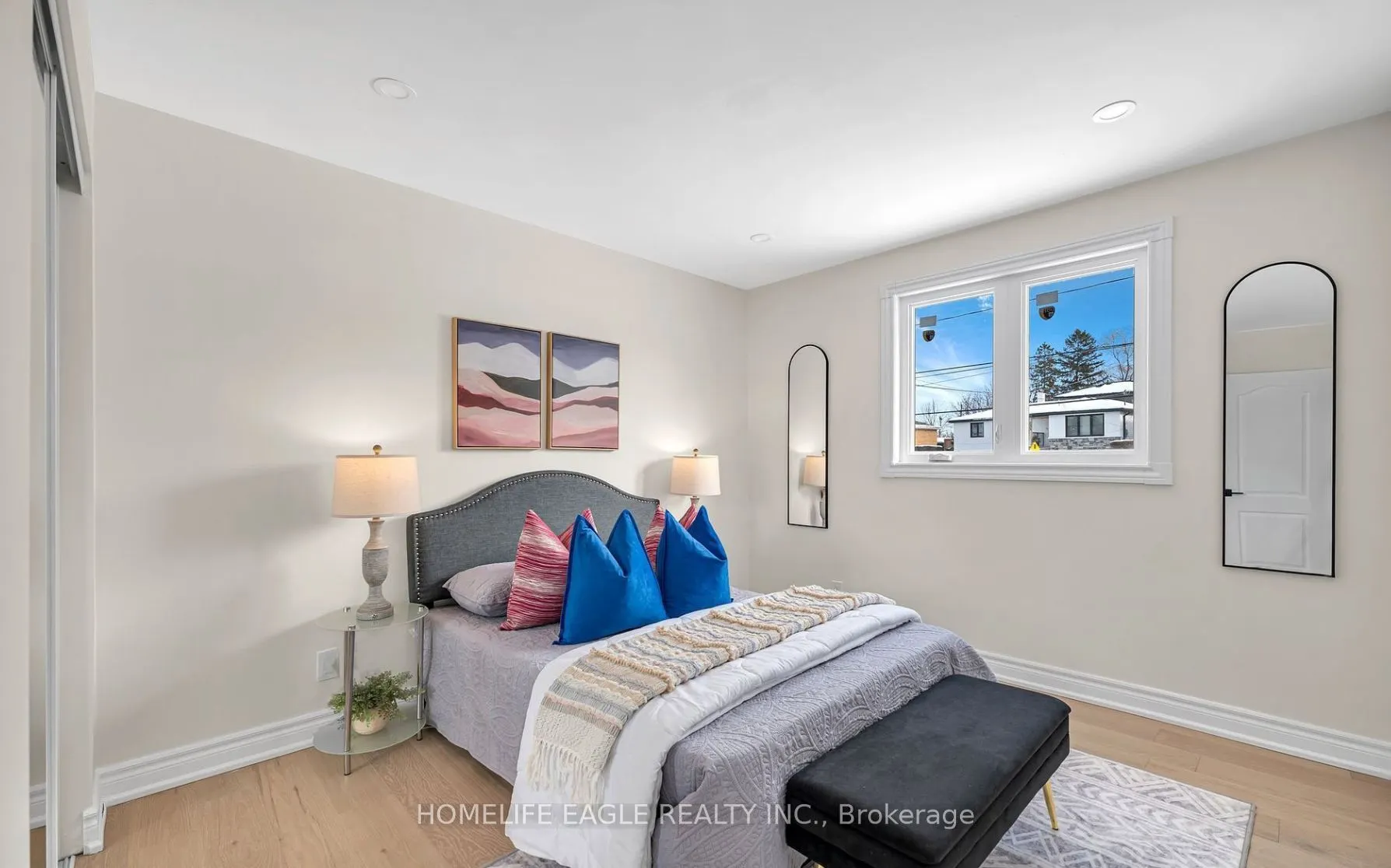 244 Simcoe Road