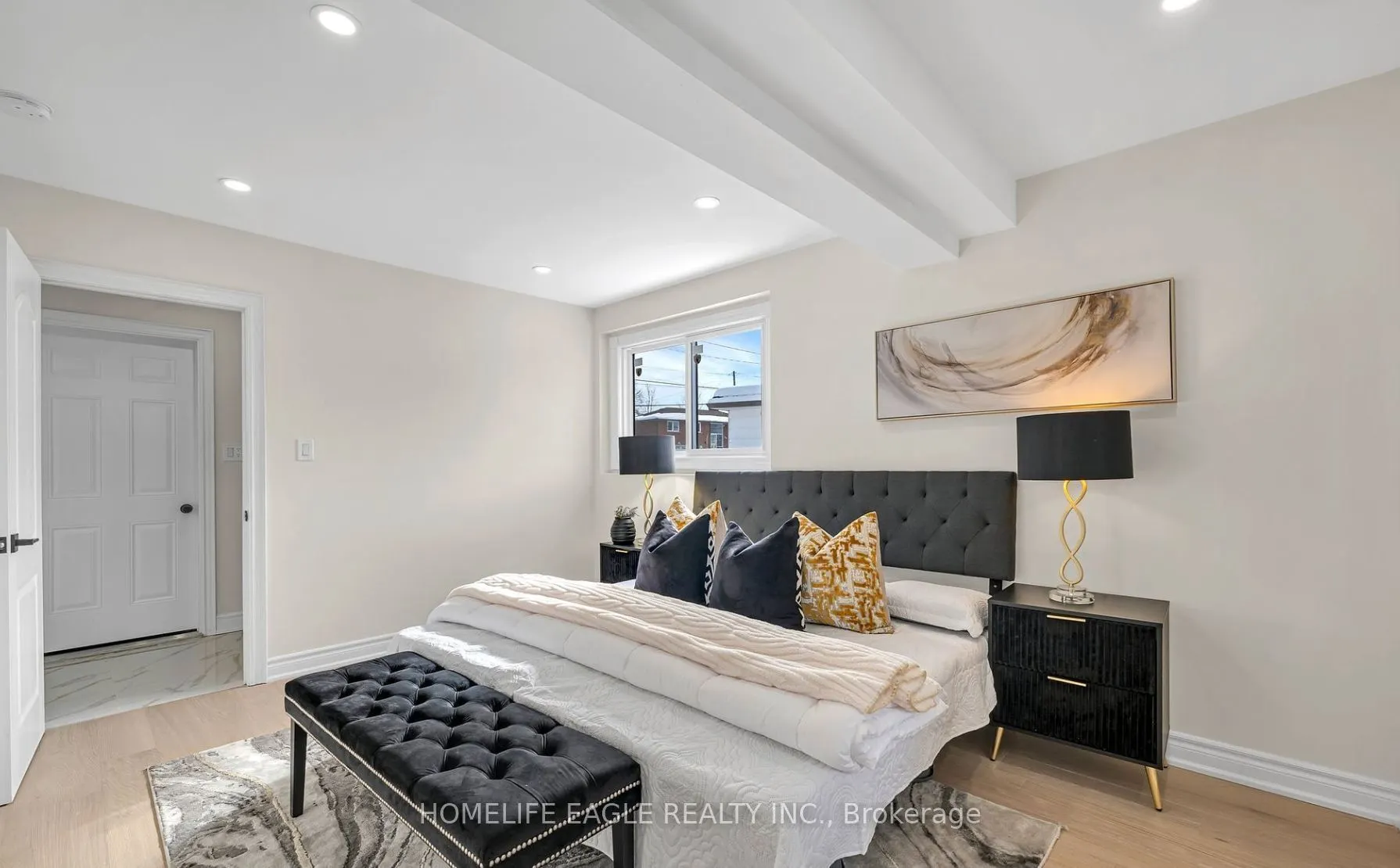 244 Simcoe Road
