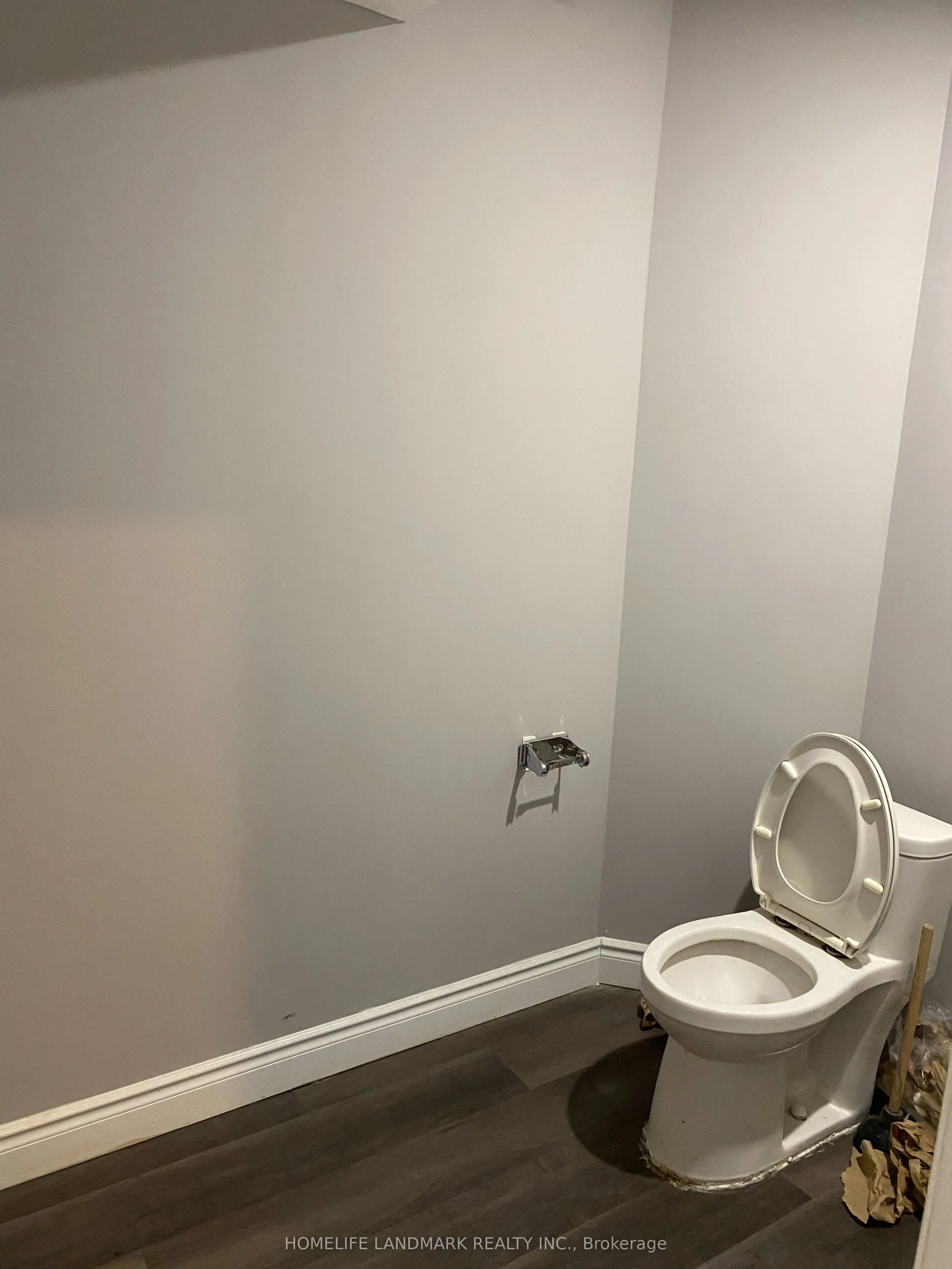 280 Yorktech Drive, #7