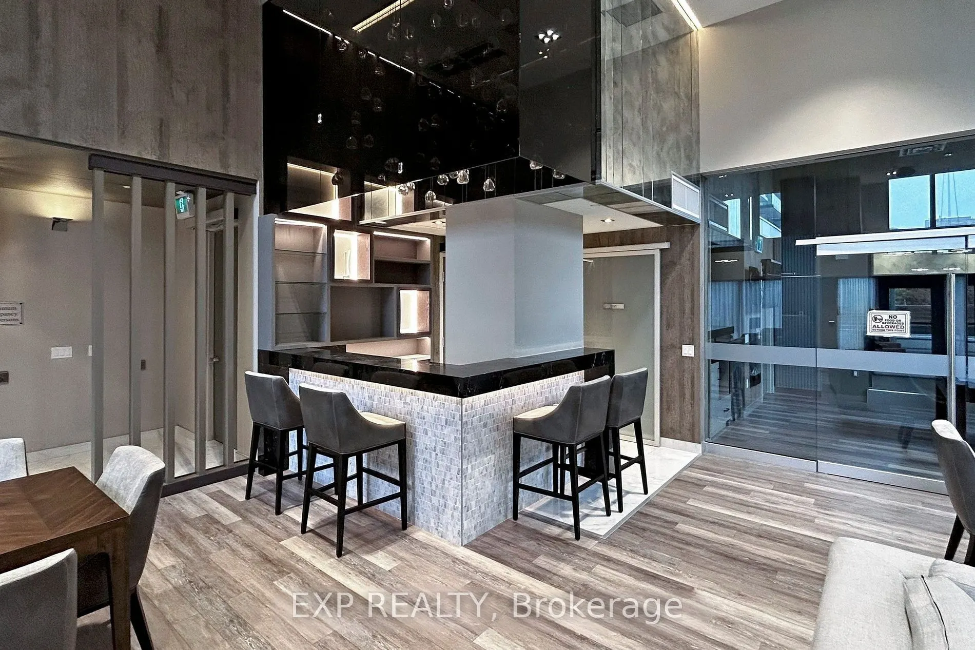 75 Oneida Crescent, #12