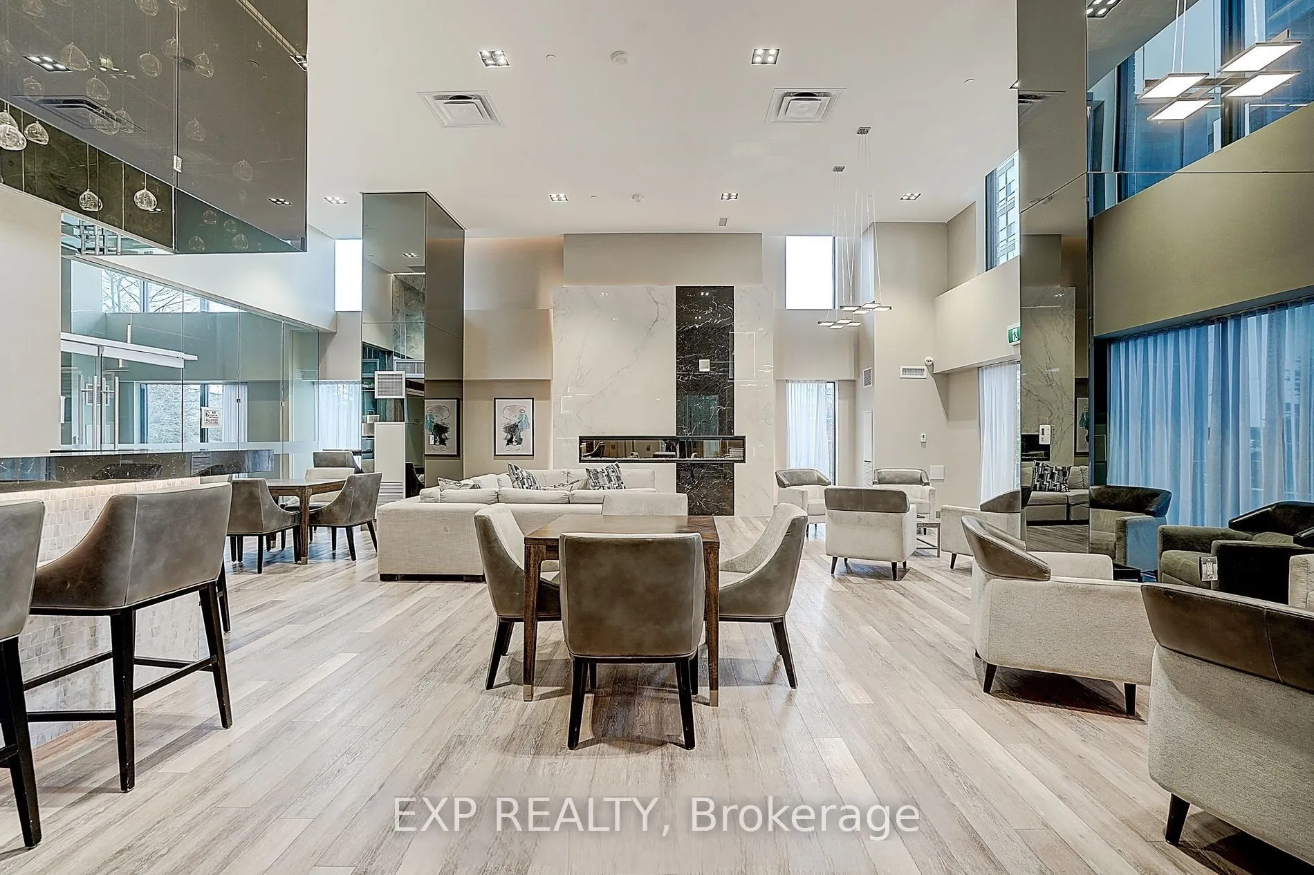 75 Oneida Crescent, #12