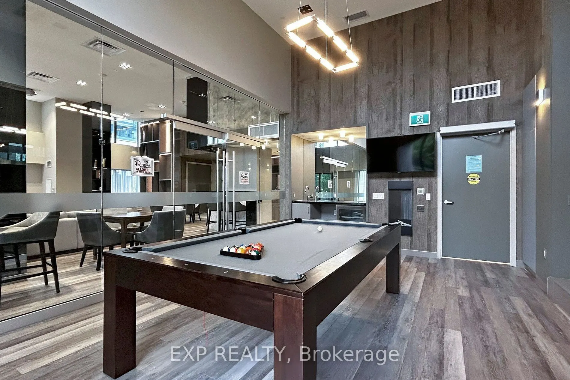 75 Oneida Crescent, #12