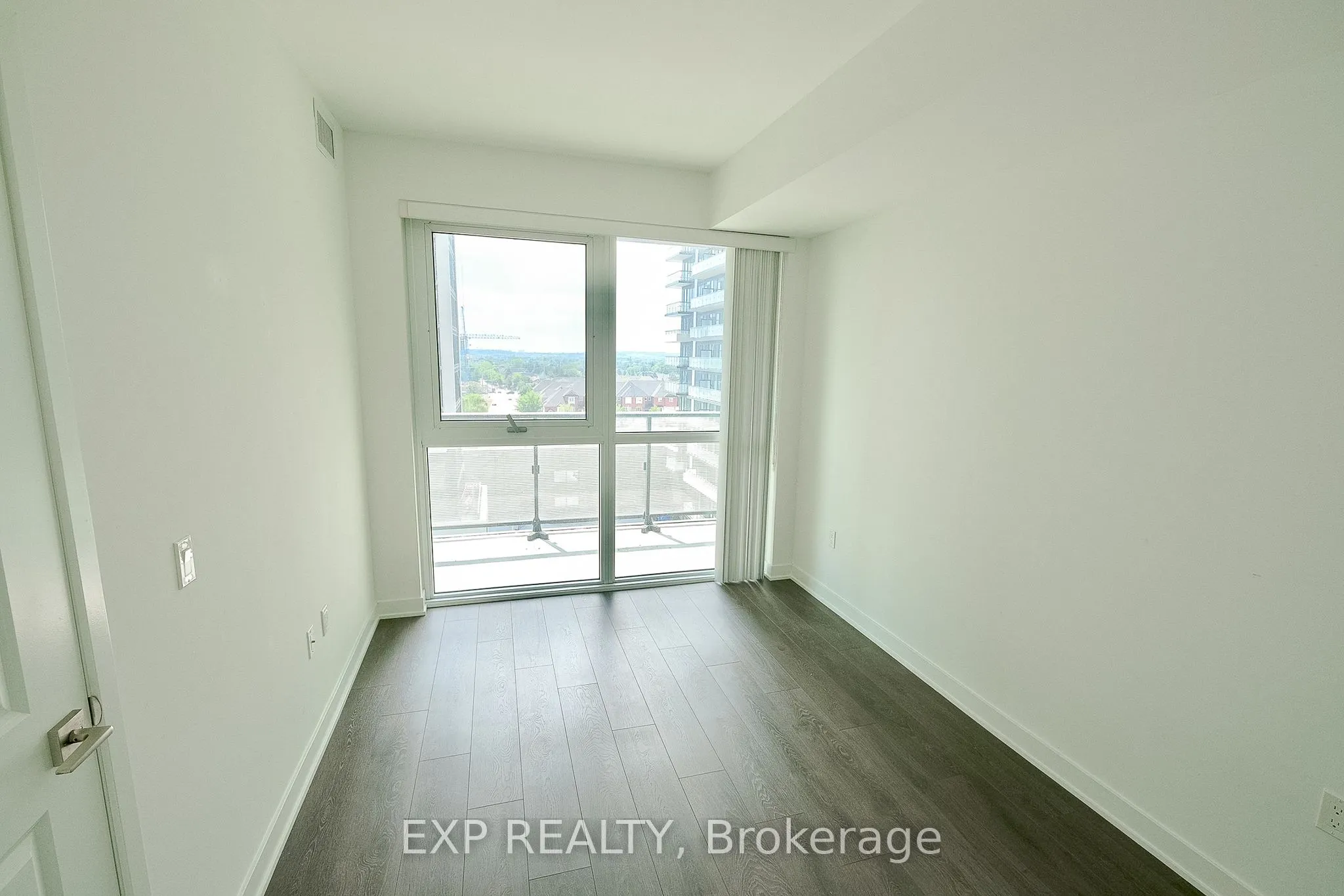 75 Oneida Crescent, #12