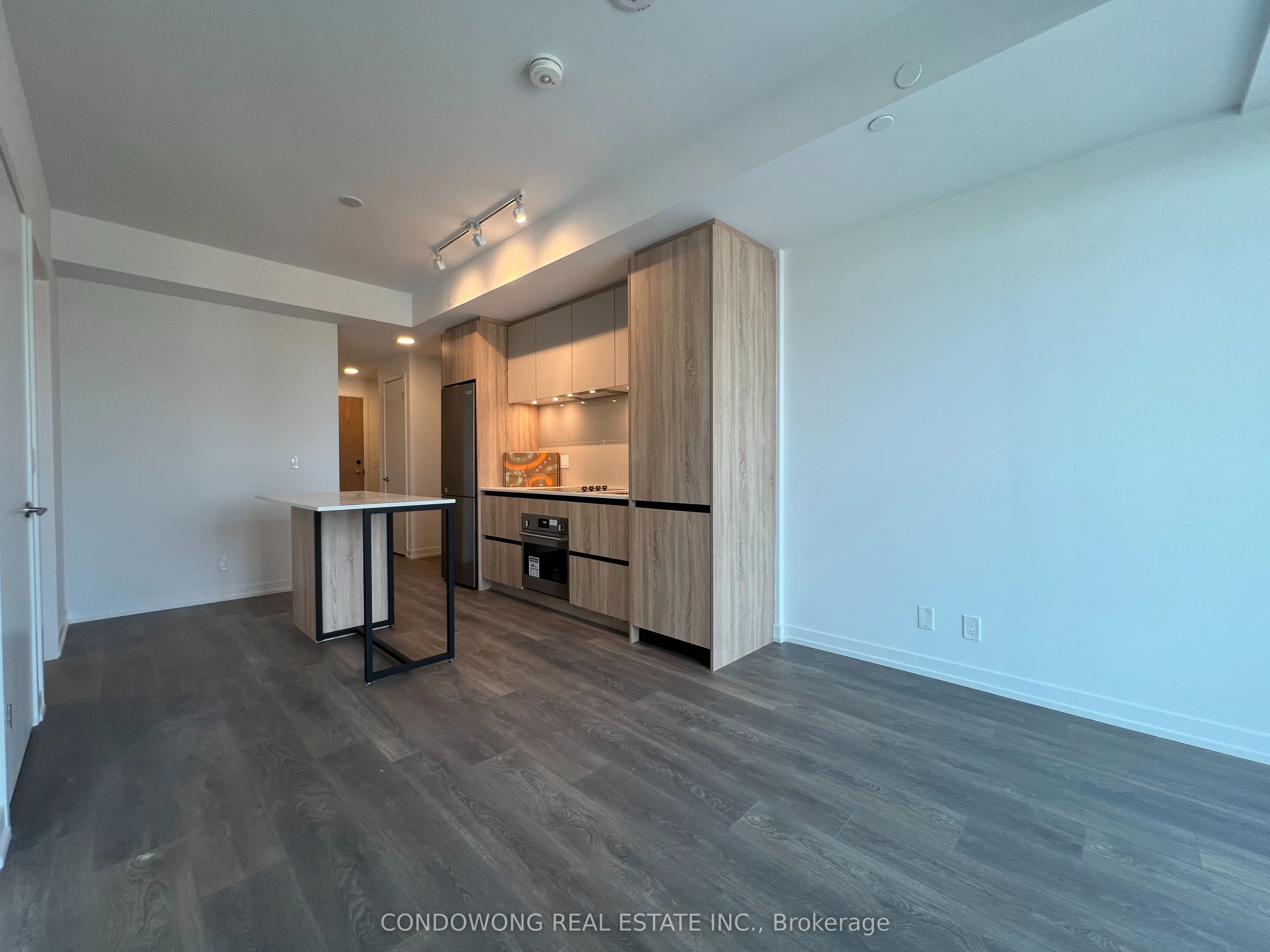 8 Beverley Glen Boulevard, #1202
