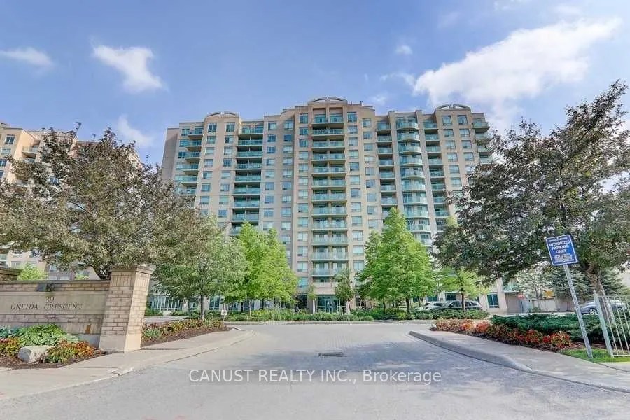 39 Oneida Crescent, #703