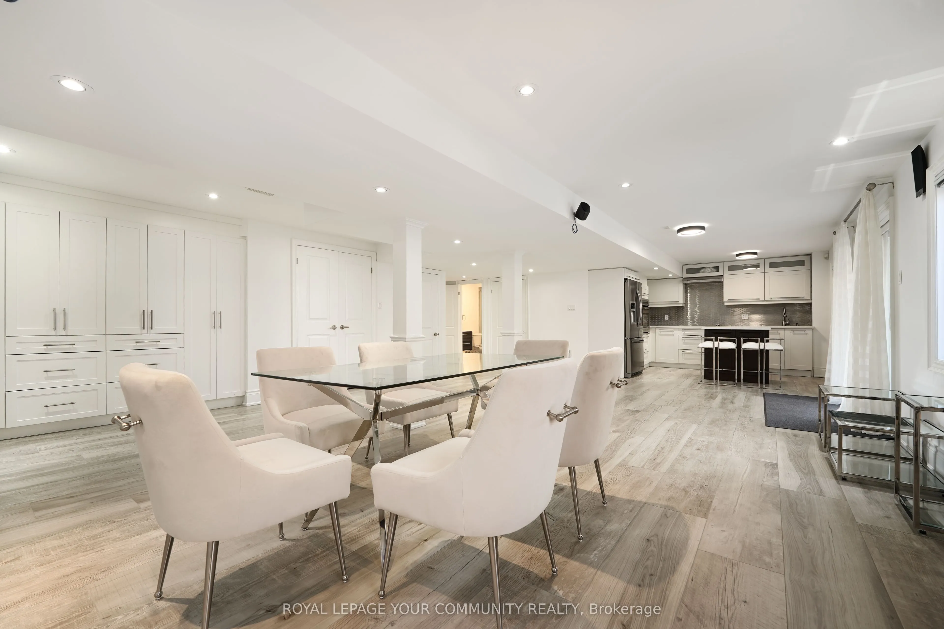 4 Dairy Avenue