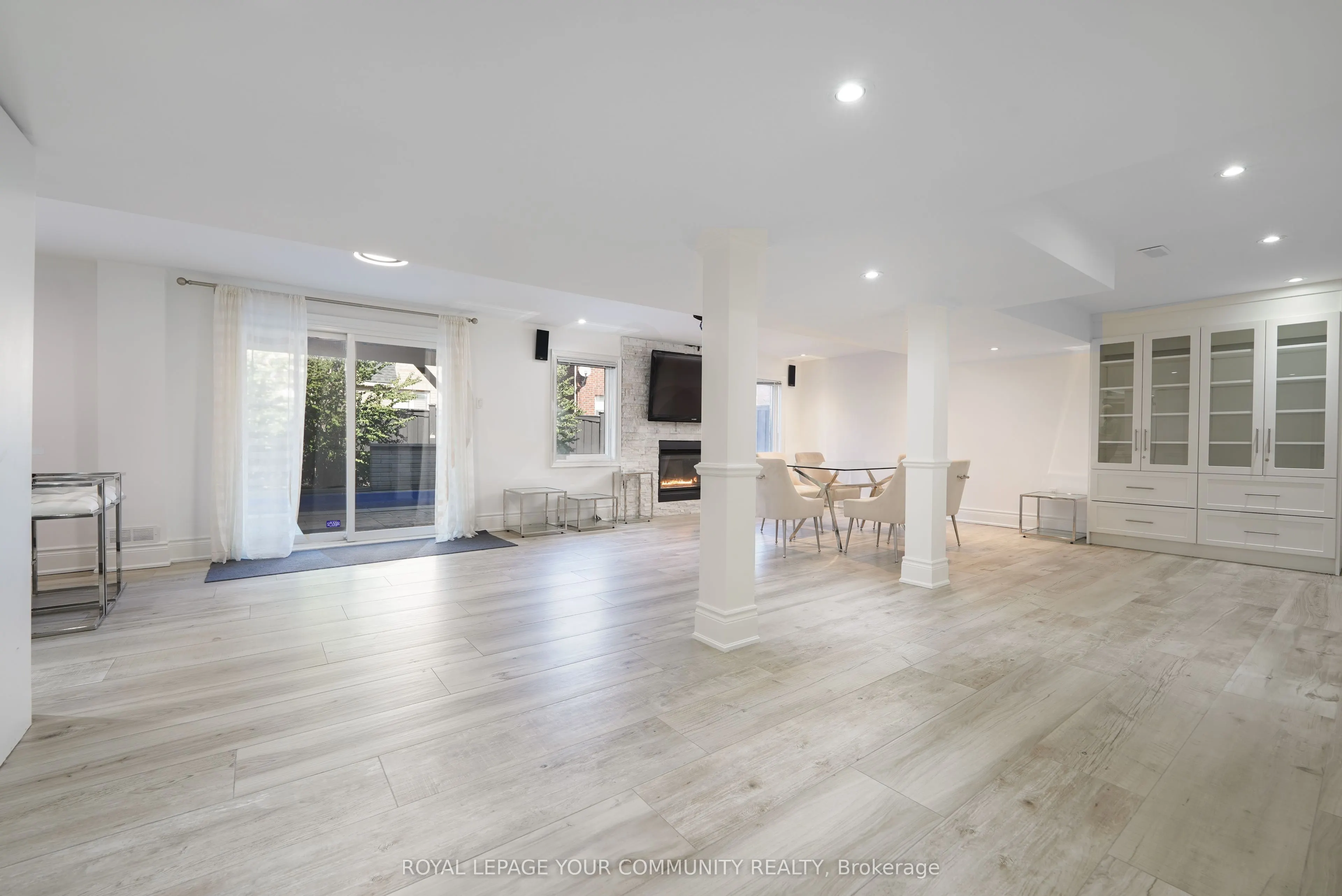 4 Dairy Avenue