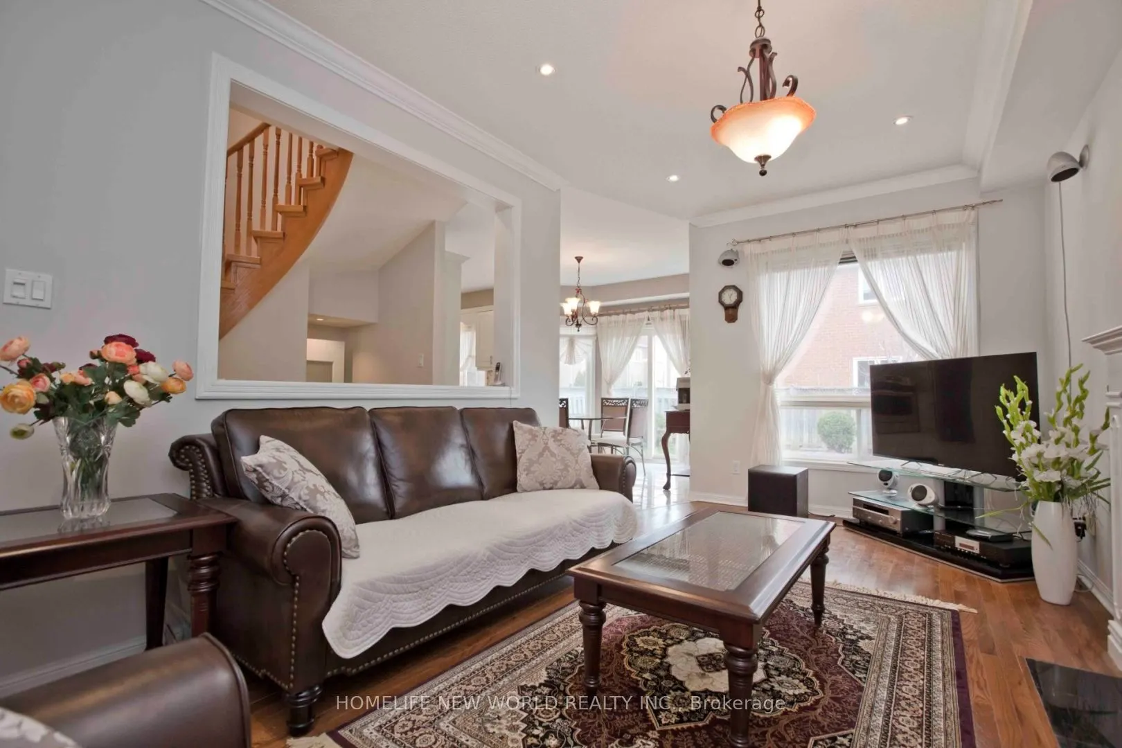 8 Grover Hill Avenue