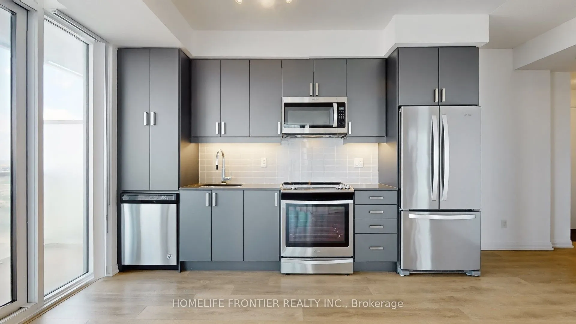 7895 Jane Street, #3313