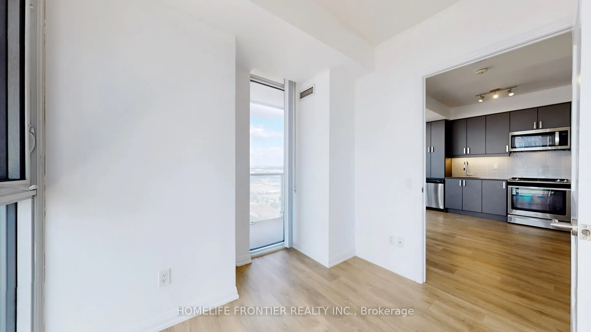 7895 Jane Street, #3313