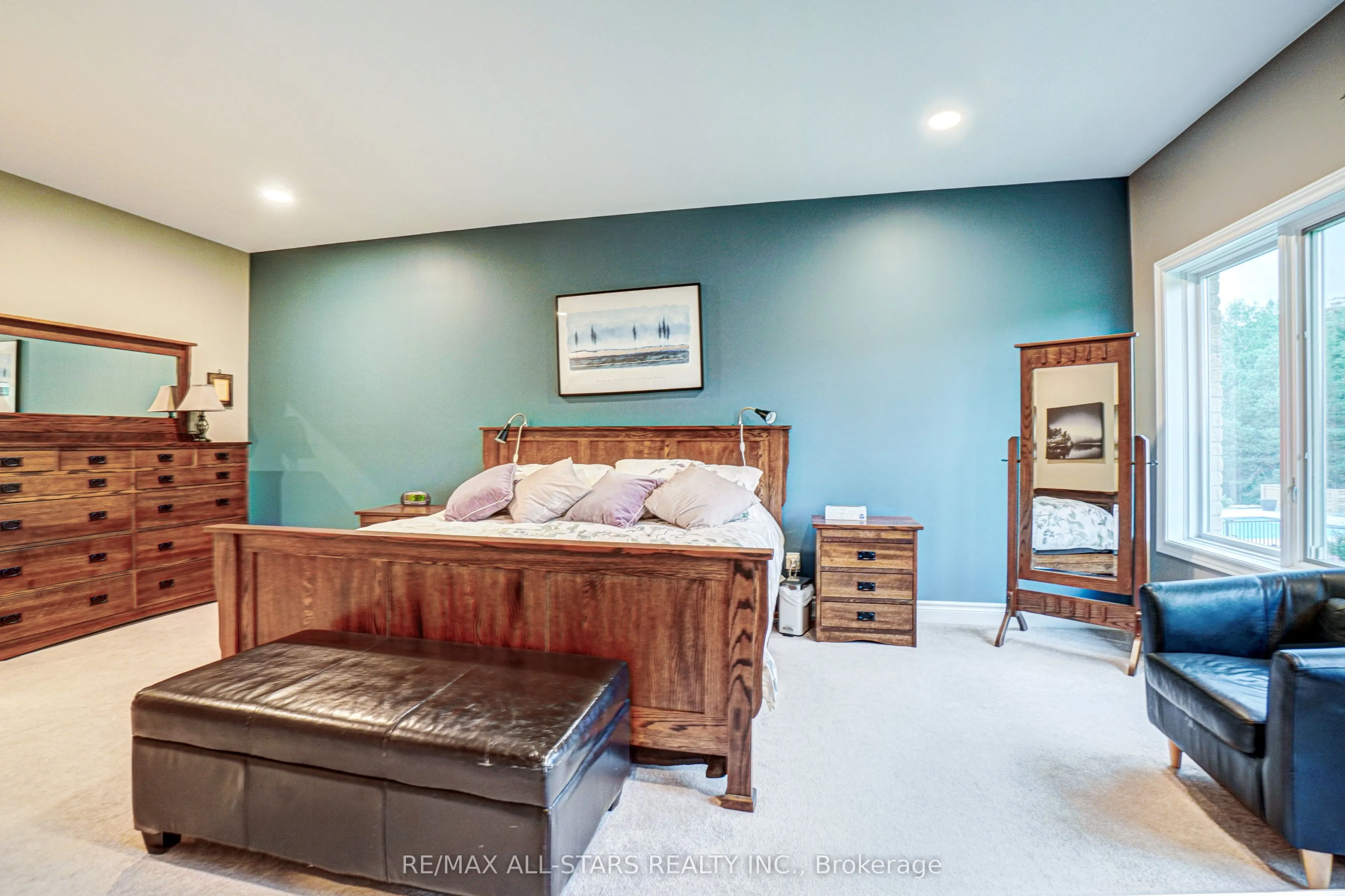 210 Ashworth Road