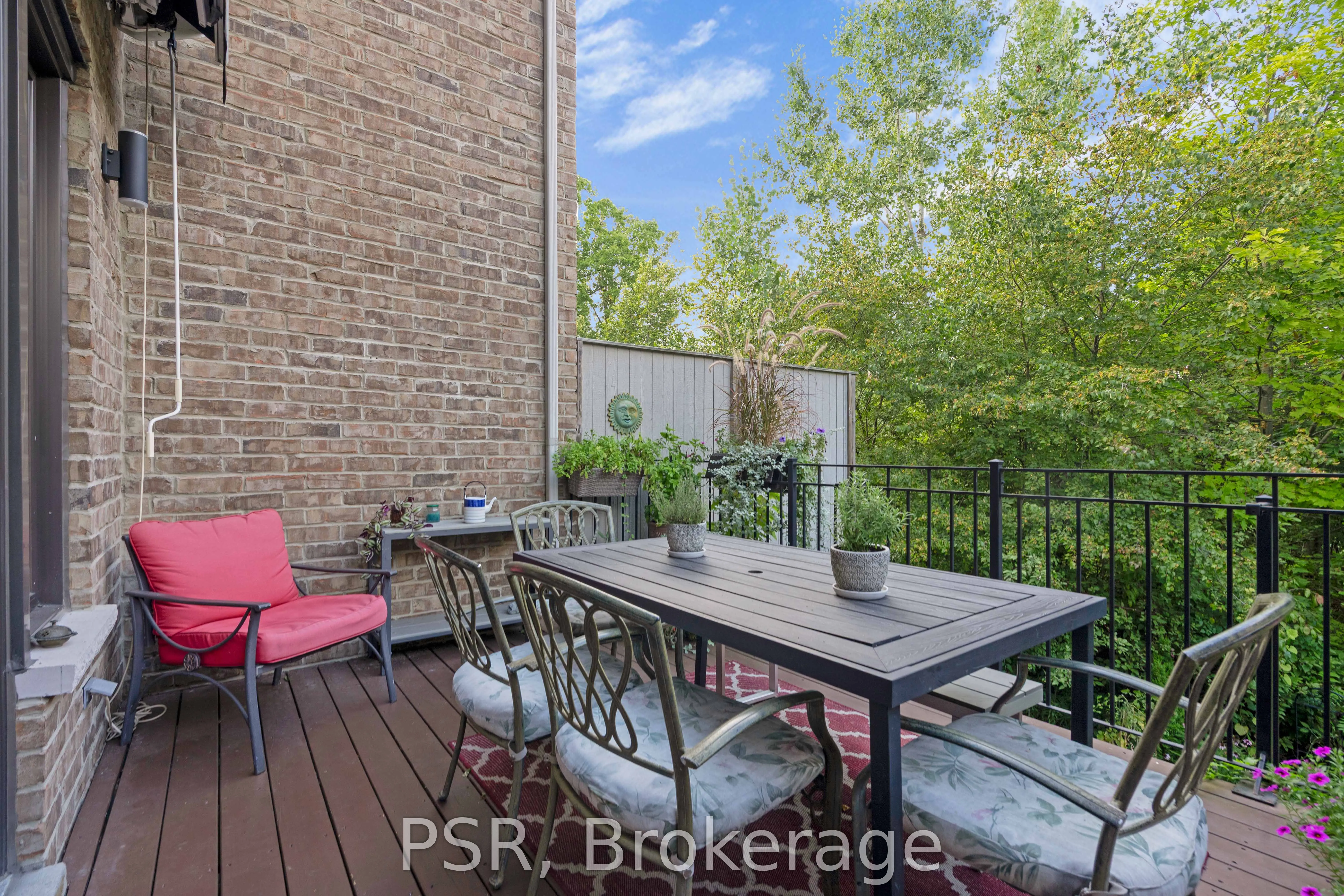 117 Powseland Crescent, #50