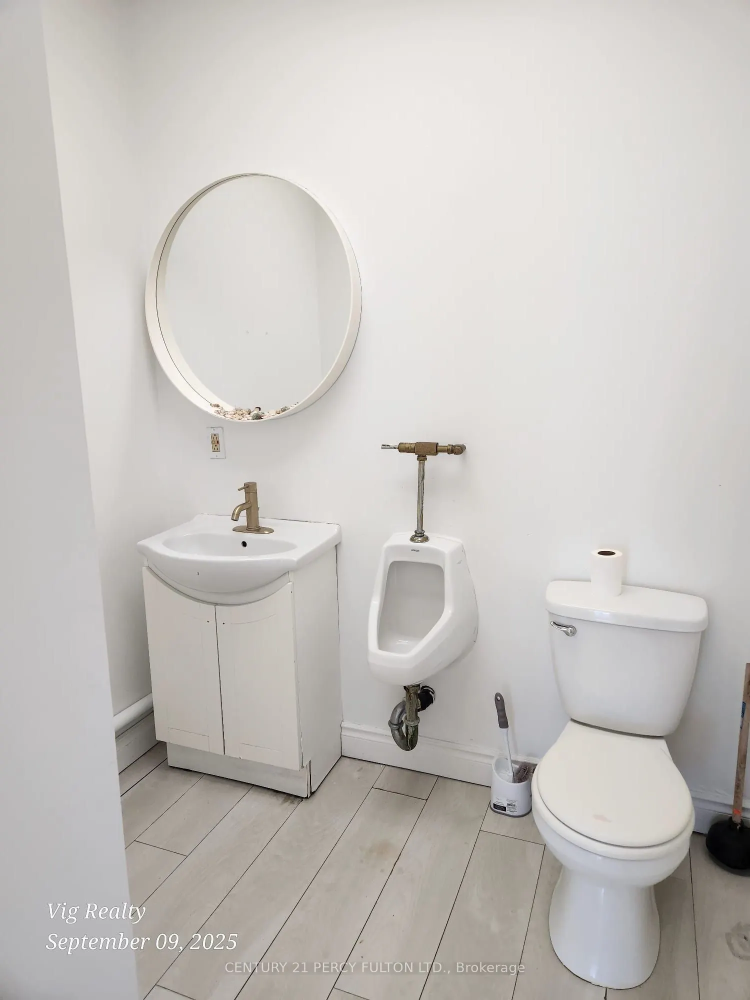 145 Royal Crest Court, #31