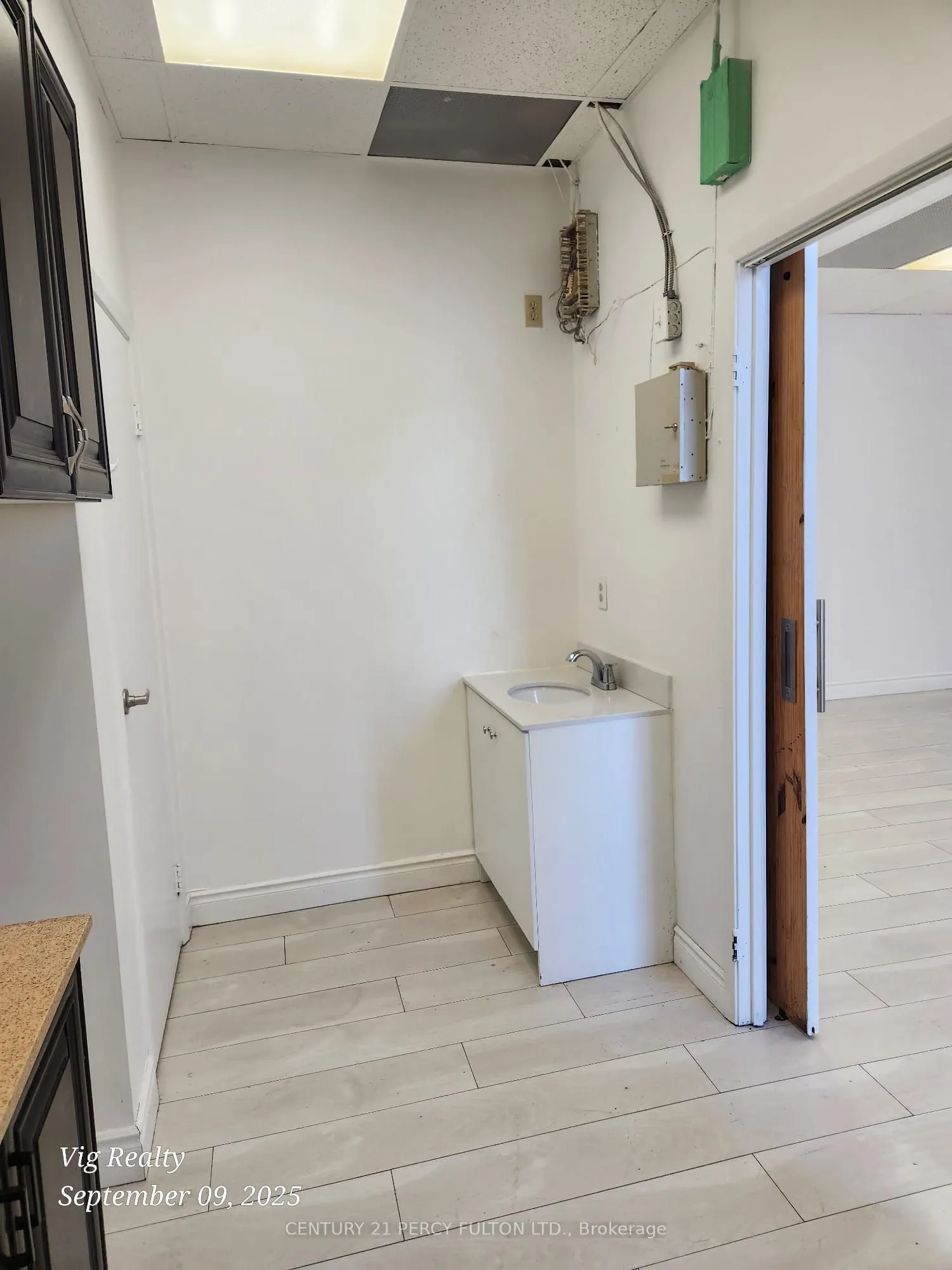 145 Royal Crest Court, #31