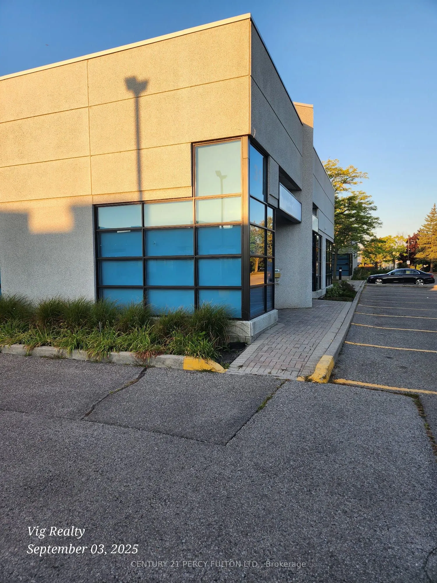 145 Royal Crest Court, #31