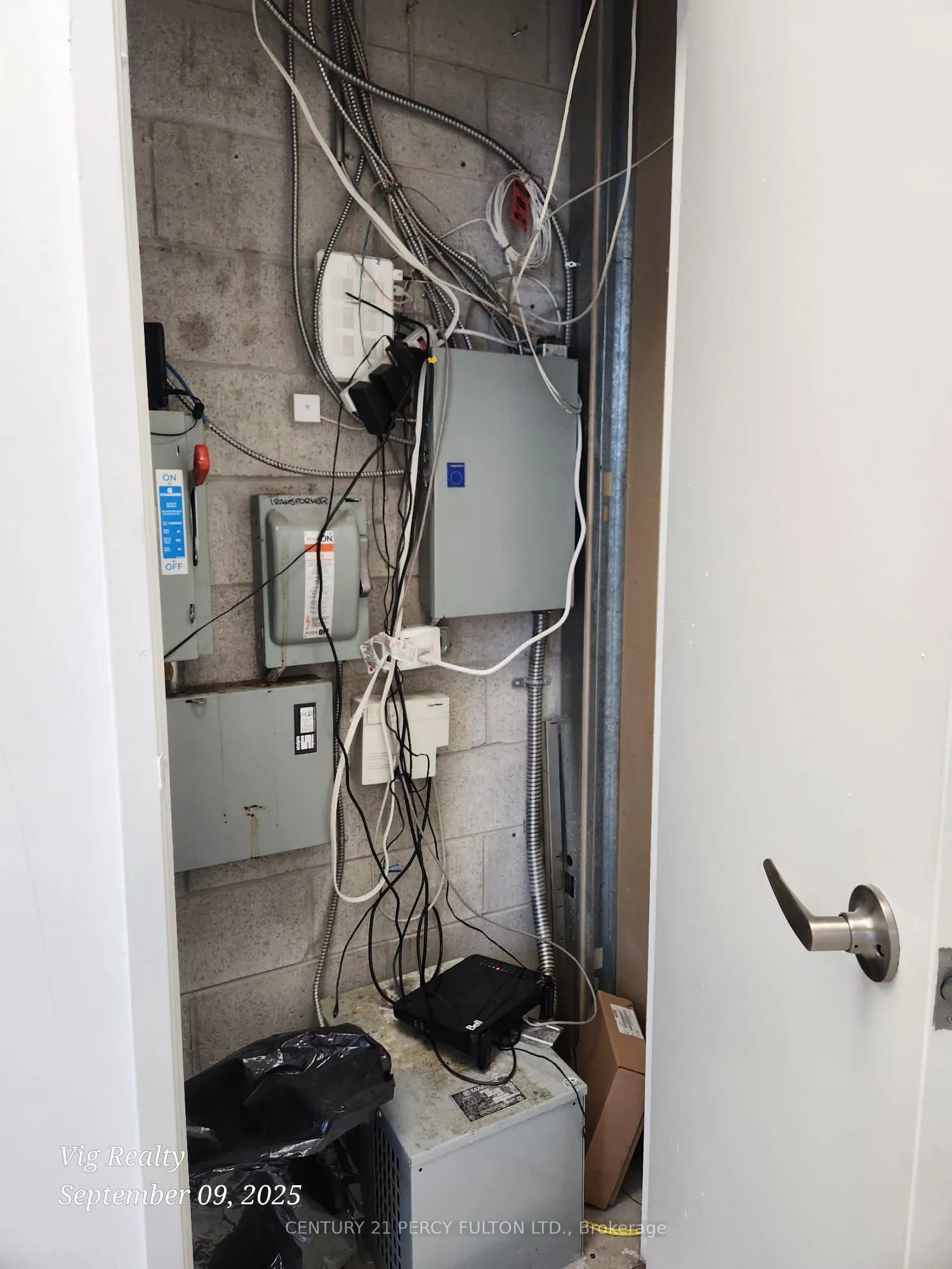 145 Royal Crest Court, #31