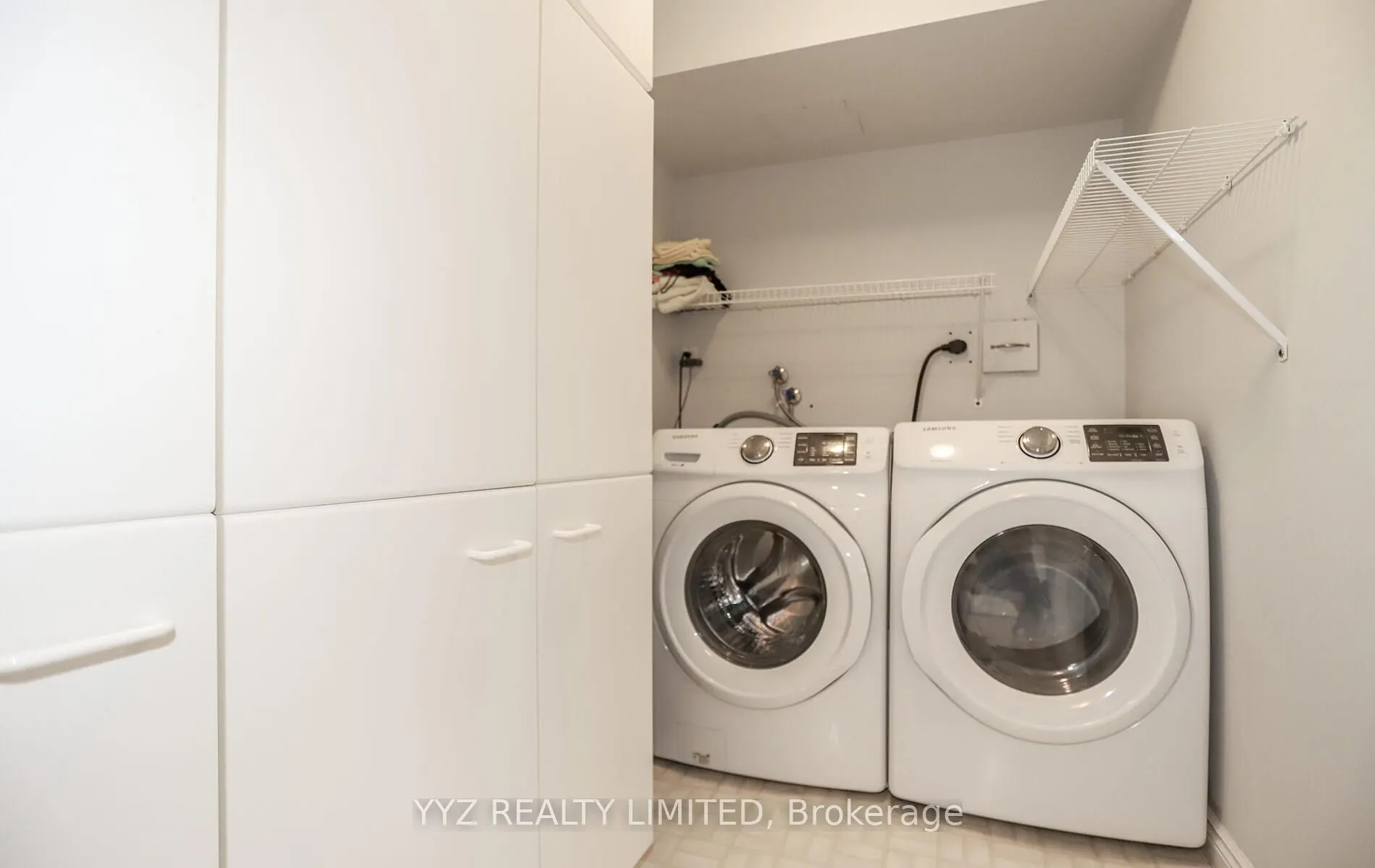 1 Clark Avenue W, #808