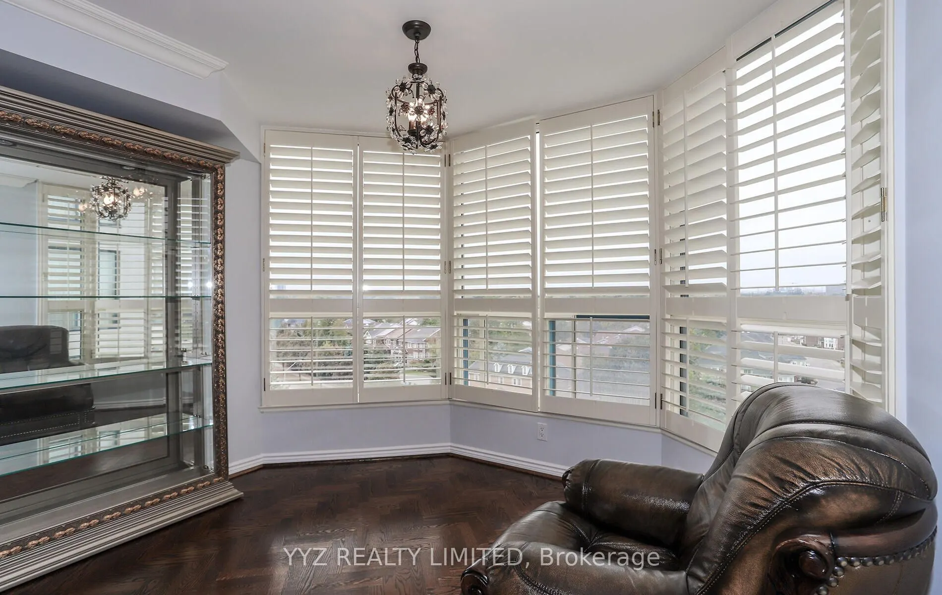 1 Clark Avenue W, #808