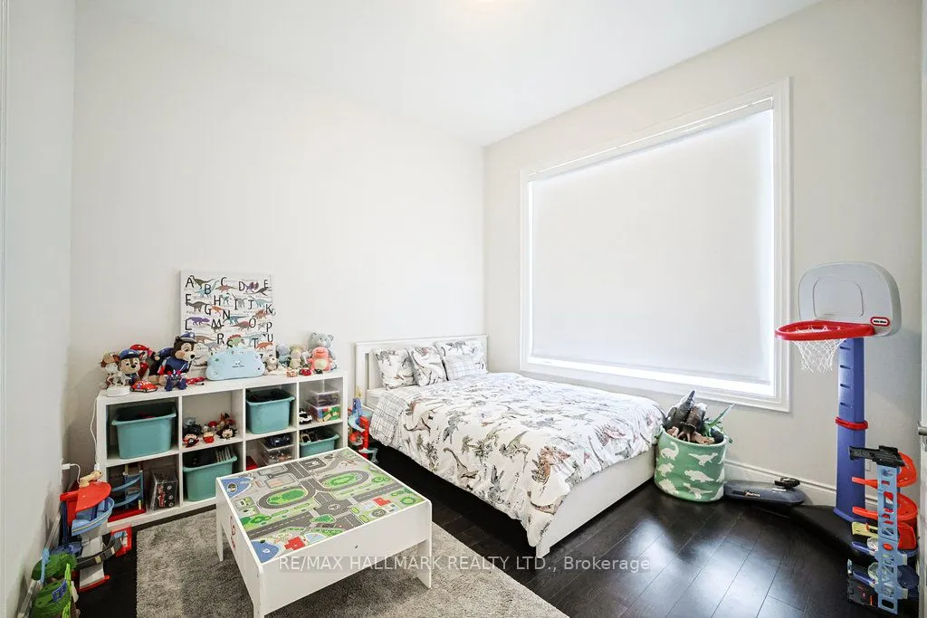 25 Kentledge Avenue