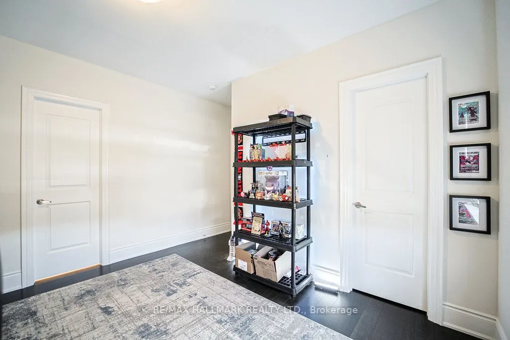 25 Kentledge Avenue