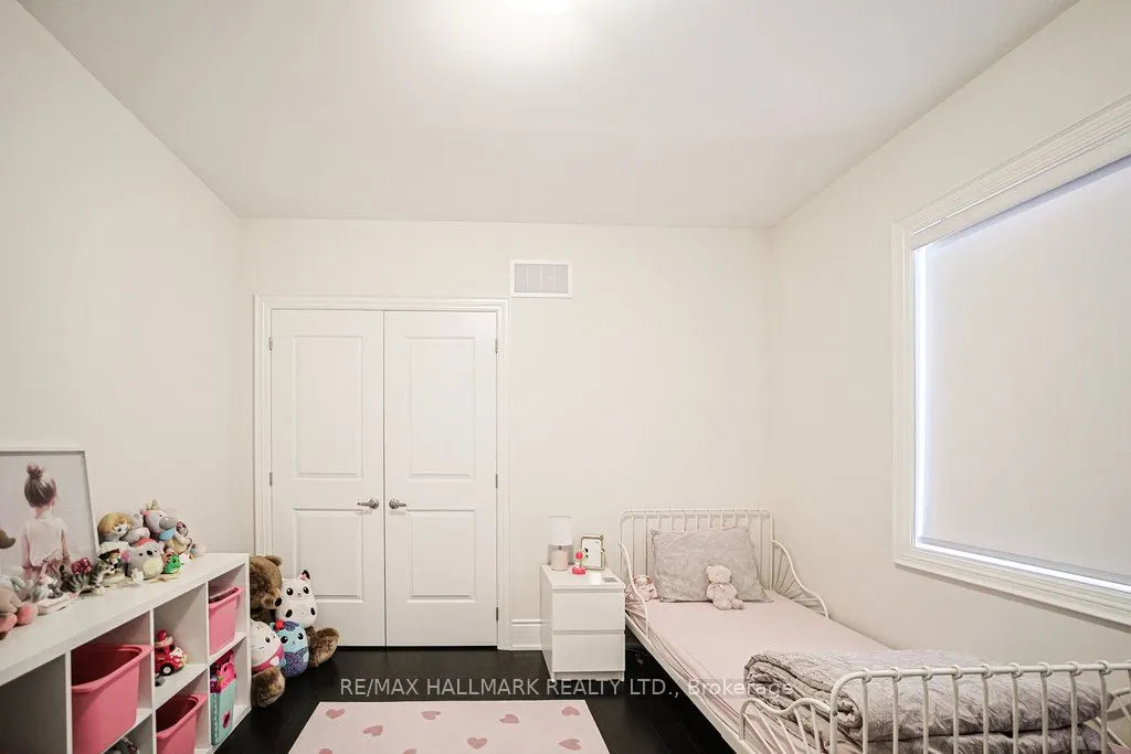 25 Kentledge Avenue
