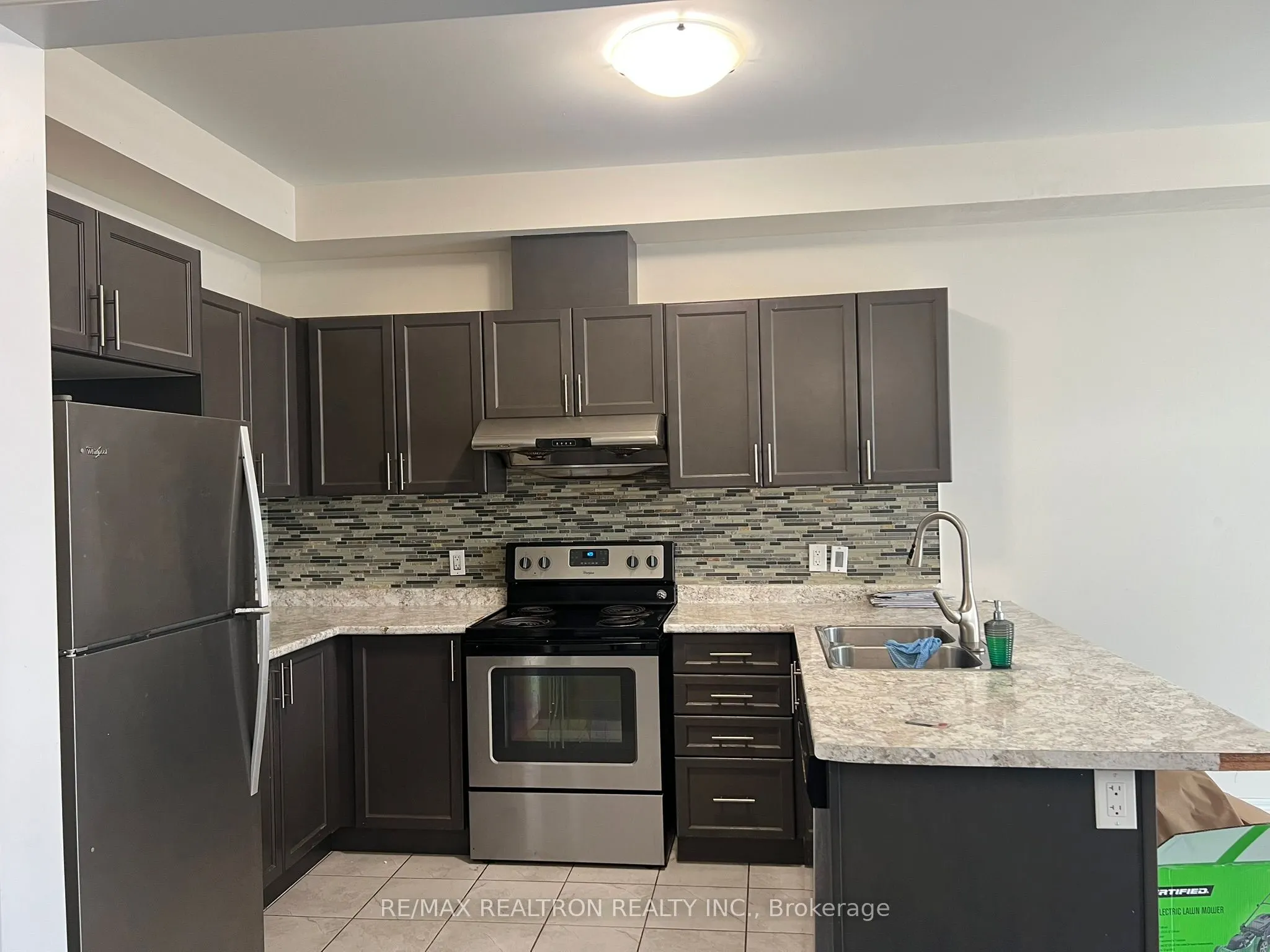 194 Northvale Road, #Upper