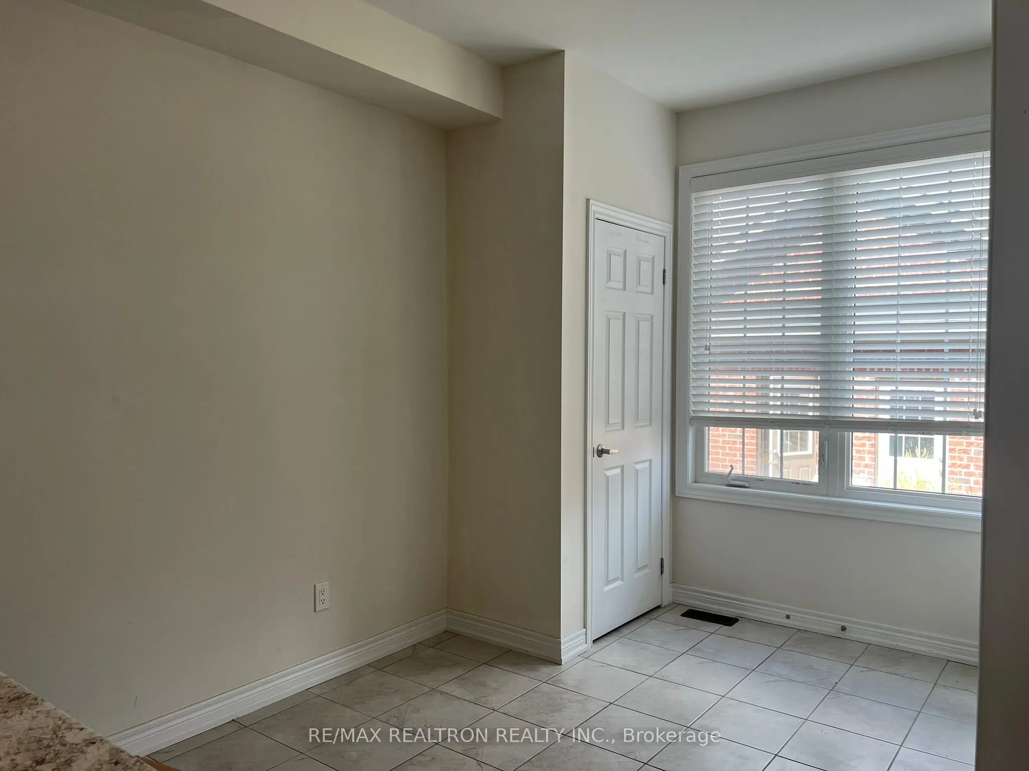 194 Northvale Road, #Upper