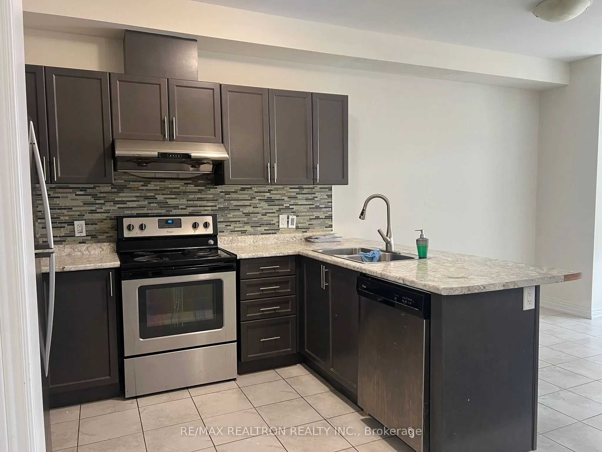 194 Northvale Road, #Upper
