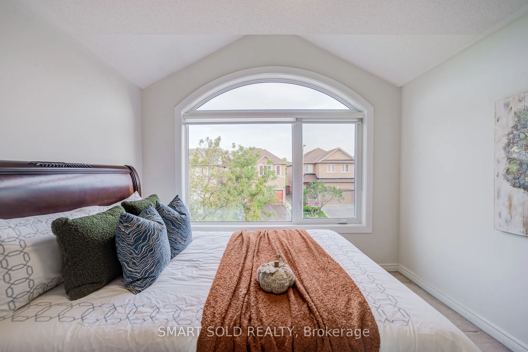 35 Bentoak Crescent