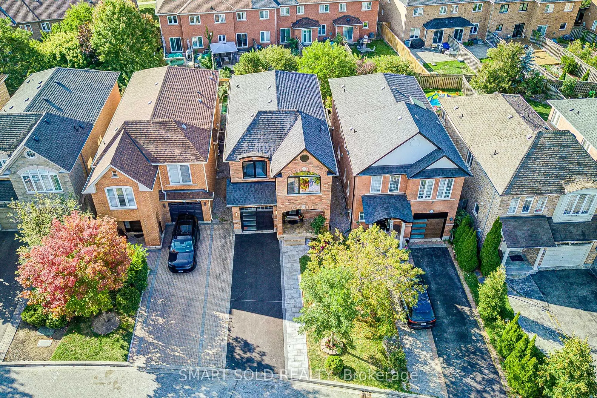35 Bentoak Crescent
