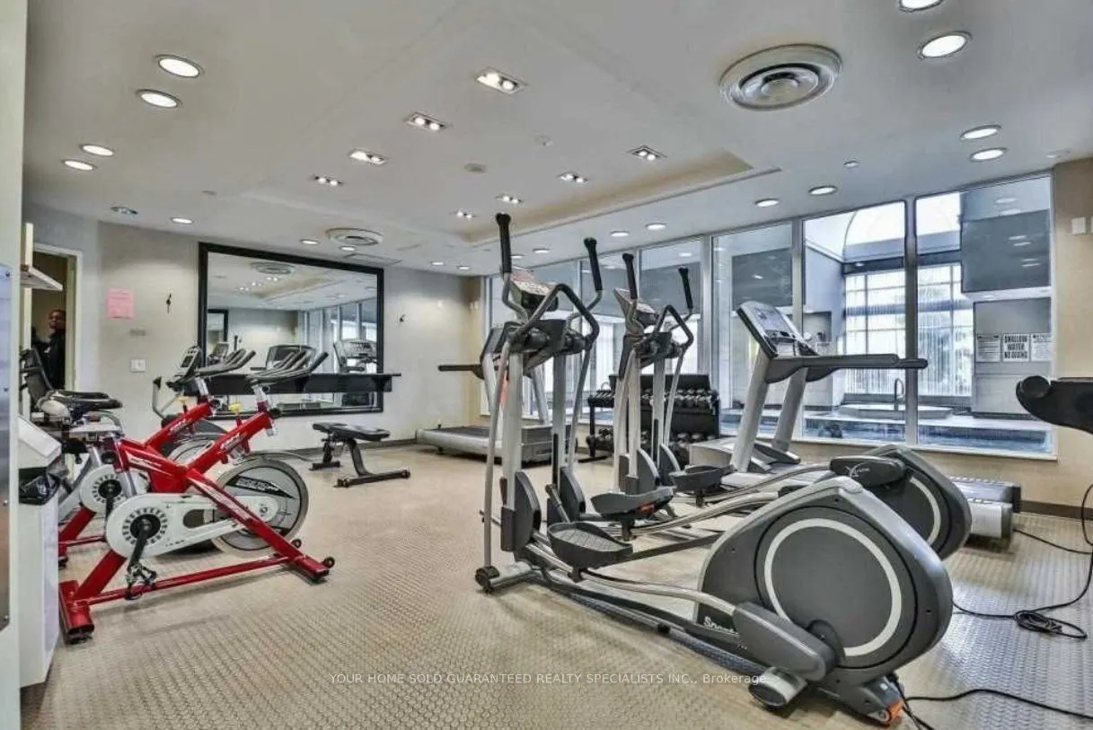 310 Red Maple Road, #803