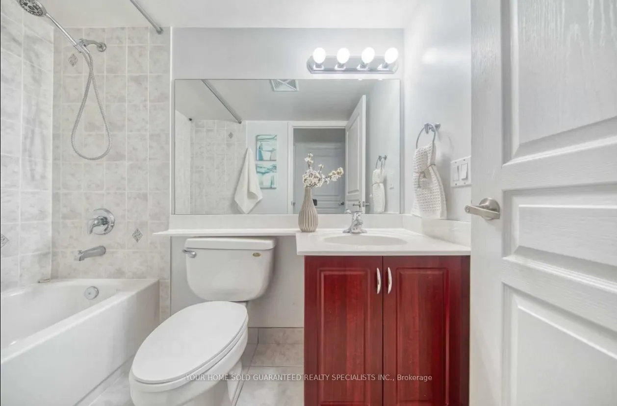 310 Red Maple Road, #803